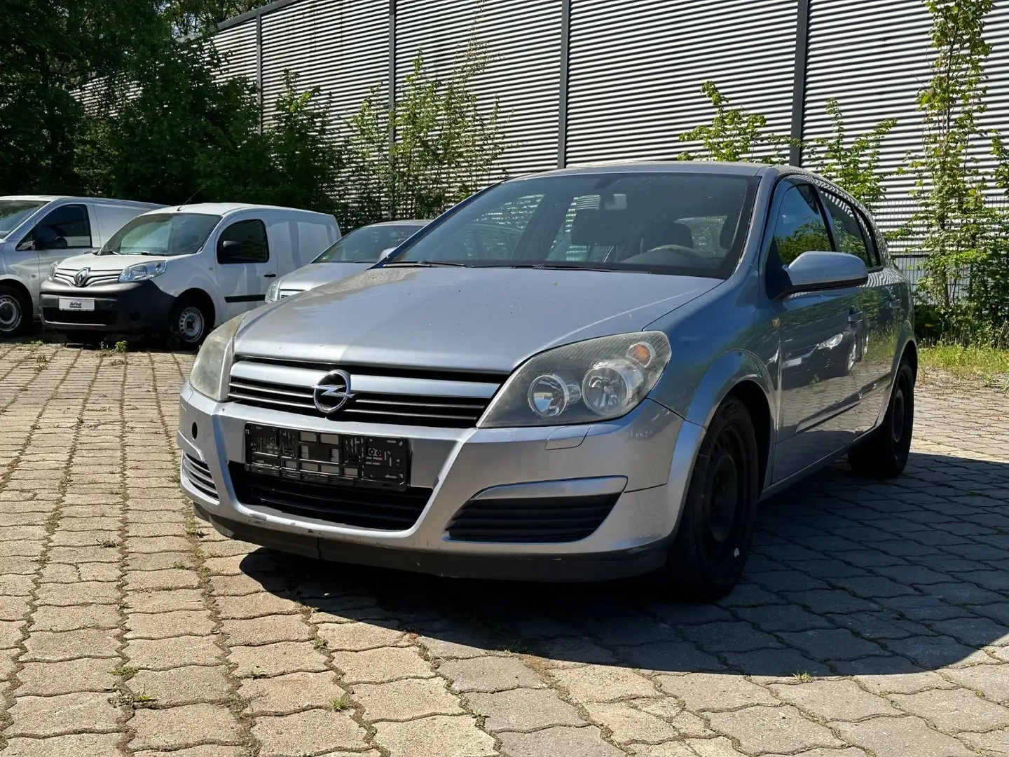 Opel Astra H Lim. Edition Argent - 1