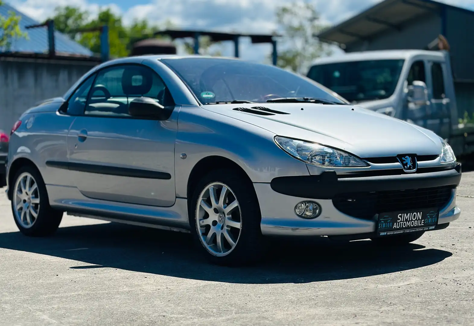 Peugeot 206 CC Platinum INSP NEU/ TÜV NEU / Reifen NEU Grijs - 2