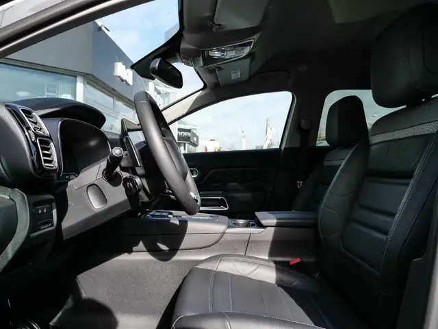Citroen C5 Aircross view 6