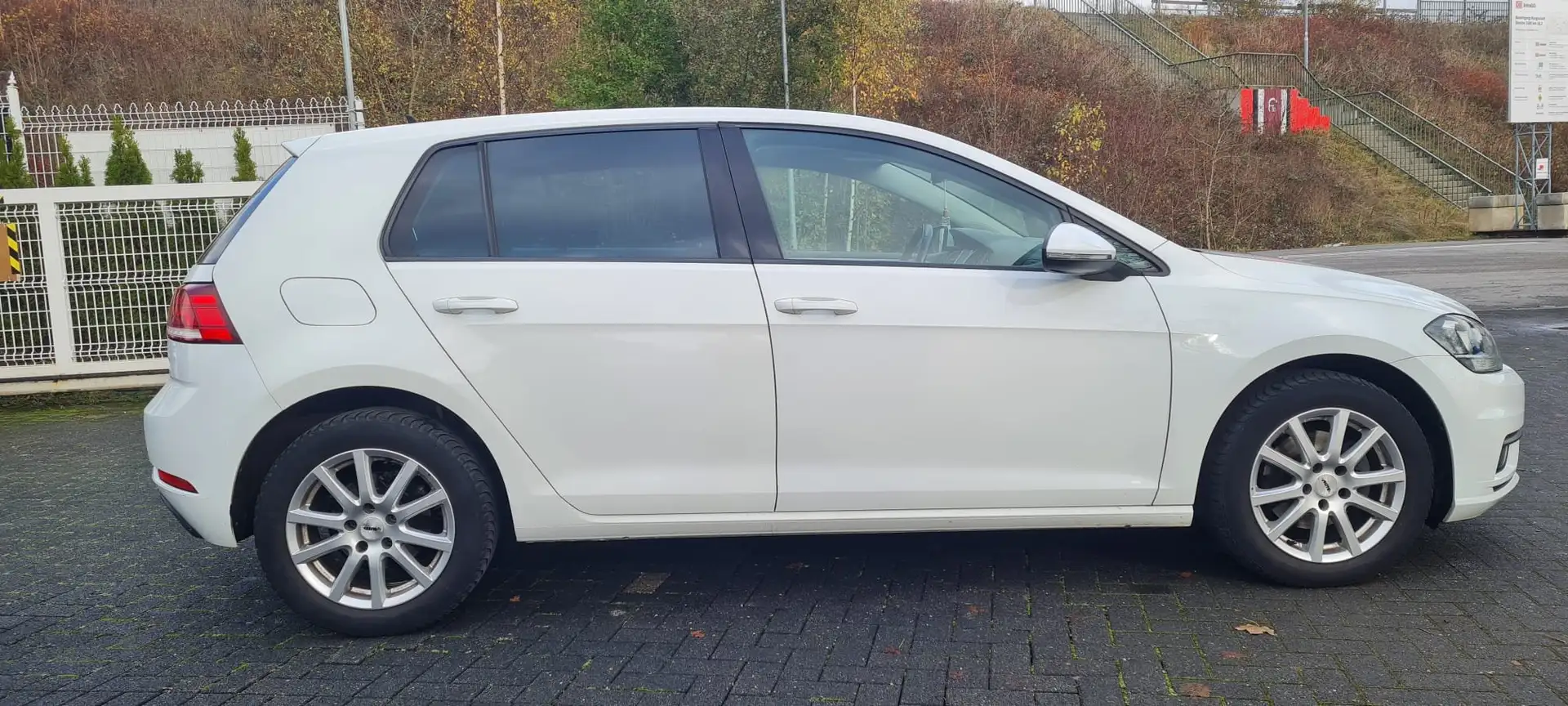 Volkswagen Golf Golf VII Diesel DSG/Voll Scheckheft/Wunderschön Weiß - 1