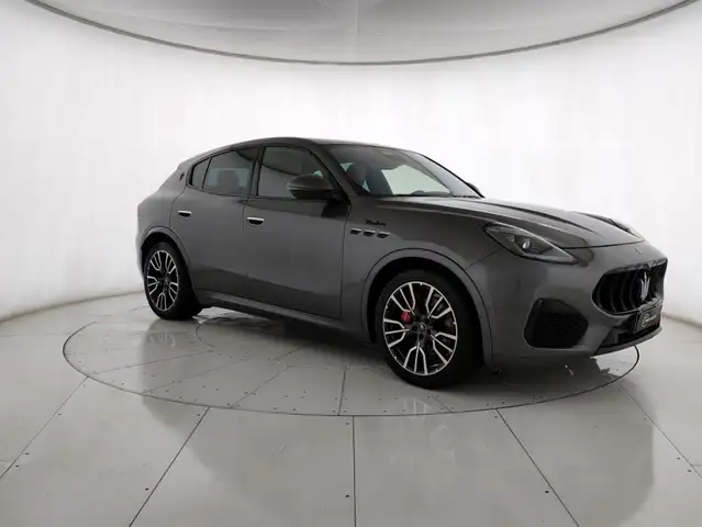 Maserati Grecale 2.0 mhev Modena 330cv auto