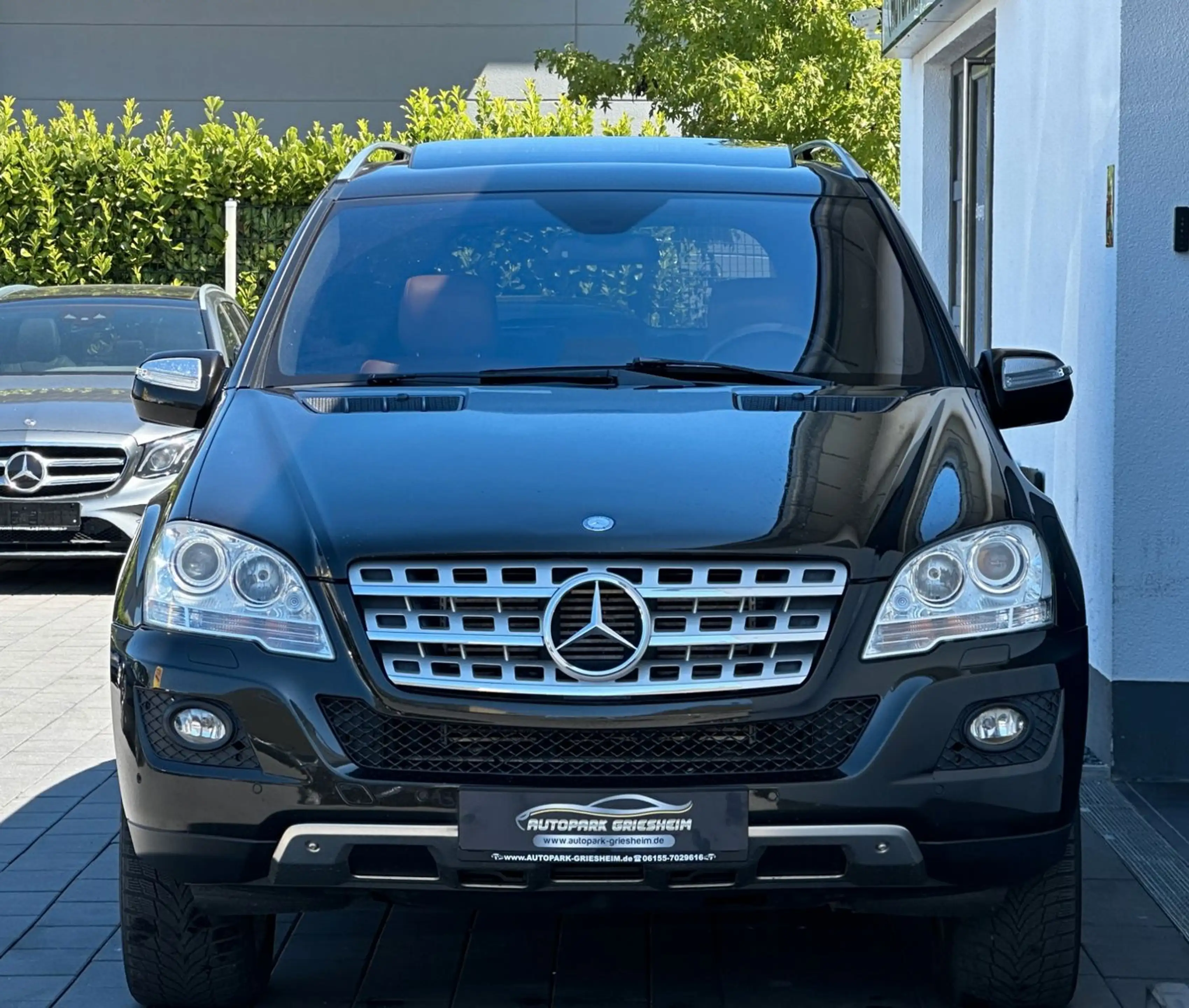 Mercedes-Benz ML 420 CDI 4Matic*DESIGNO*S-DACH*COMAND*MEMORY* — photo 2