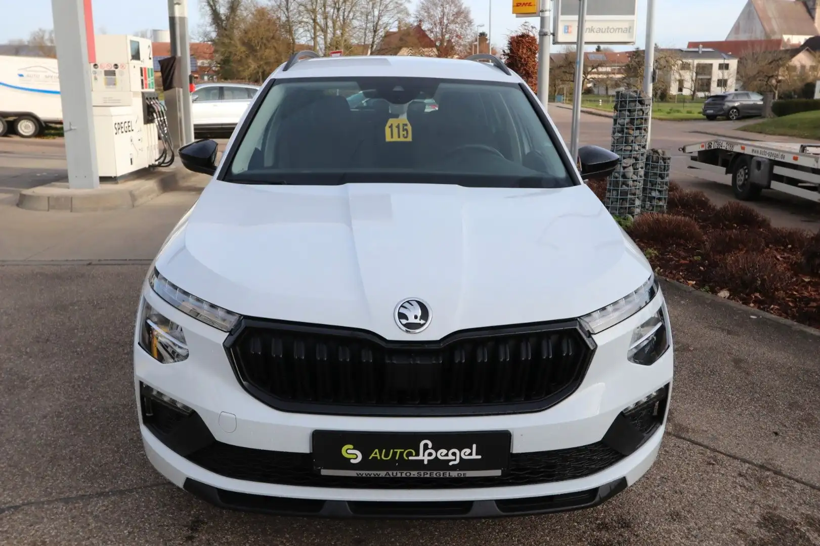 Skoda Kamiq Selection LED Kamera DAB MFL Carplay BT Blanc - 2