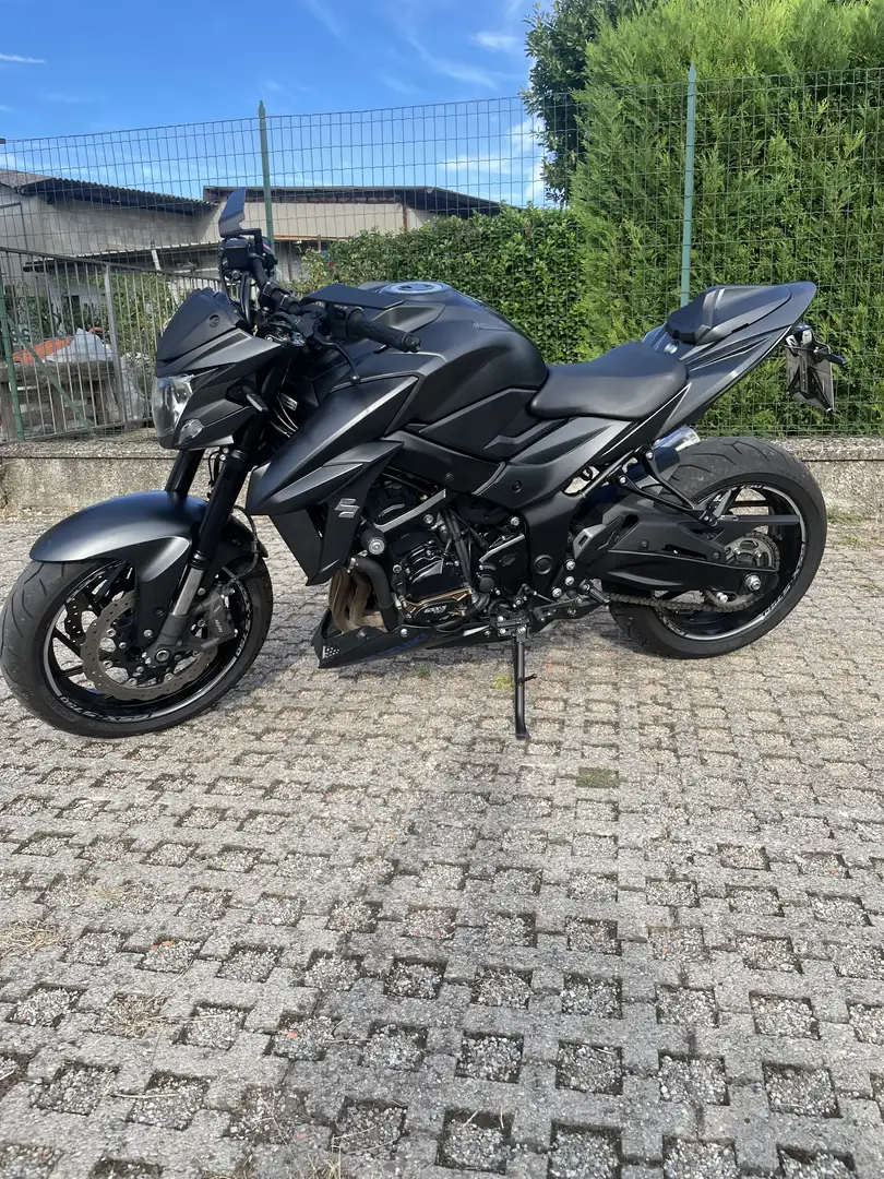 Suzuki GSX-S 750 Yugen Carbon guidabile con patente A2! - 2