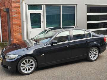 3-serie 325i 3.0 Aut Lci Leder Navi Xenon Nap