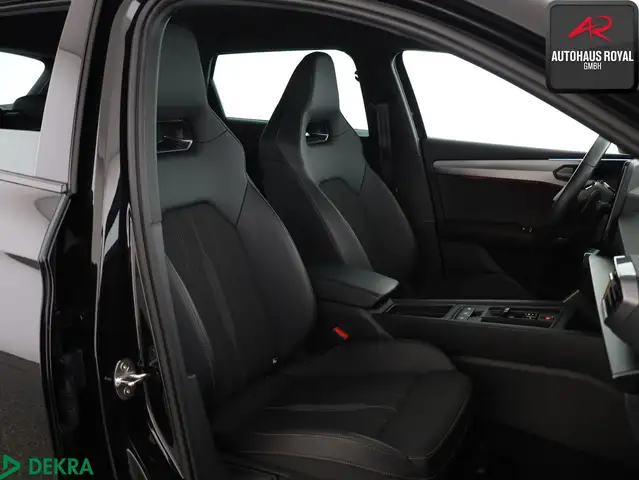 Cupra Leon view 12