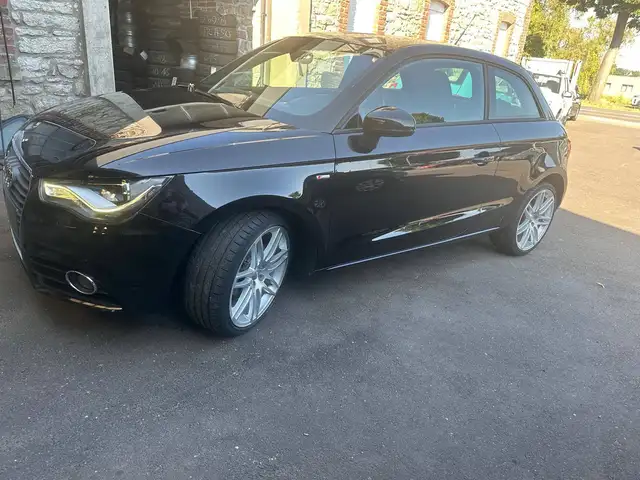 Audi A1 A1 1.6 TDi Ambition S line