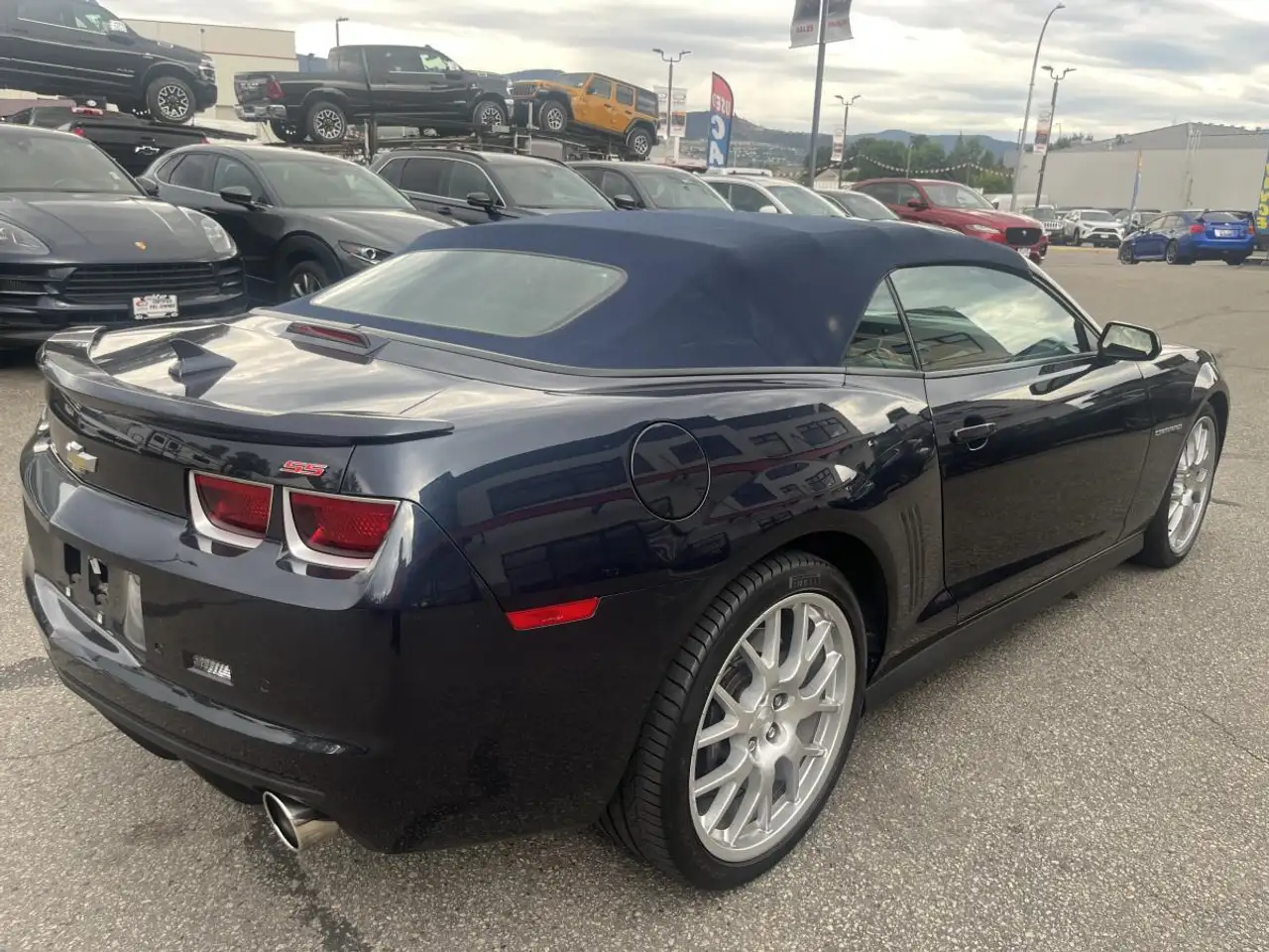 Chevrolet Camaro снимка Chevrolet Camaro