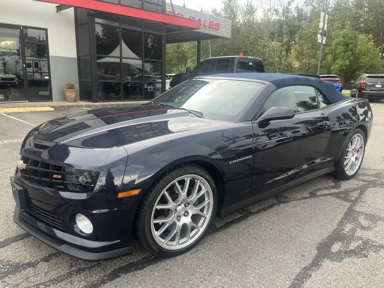 Chevrolet Camaro снимка Chevrolet Camaro