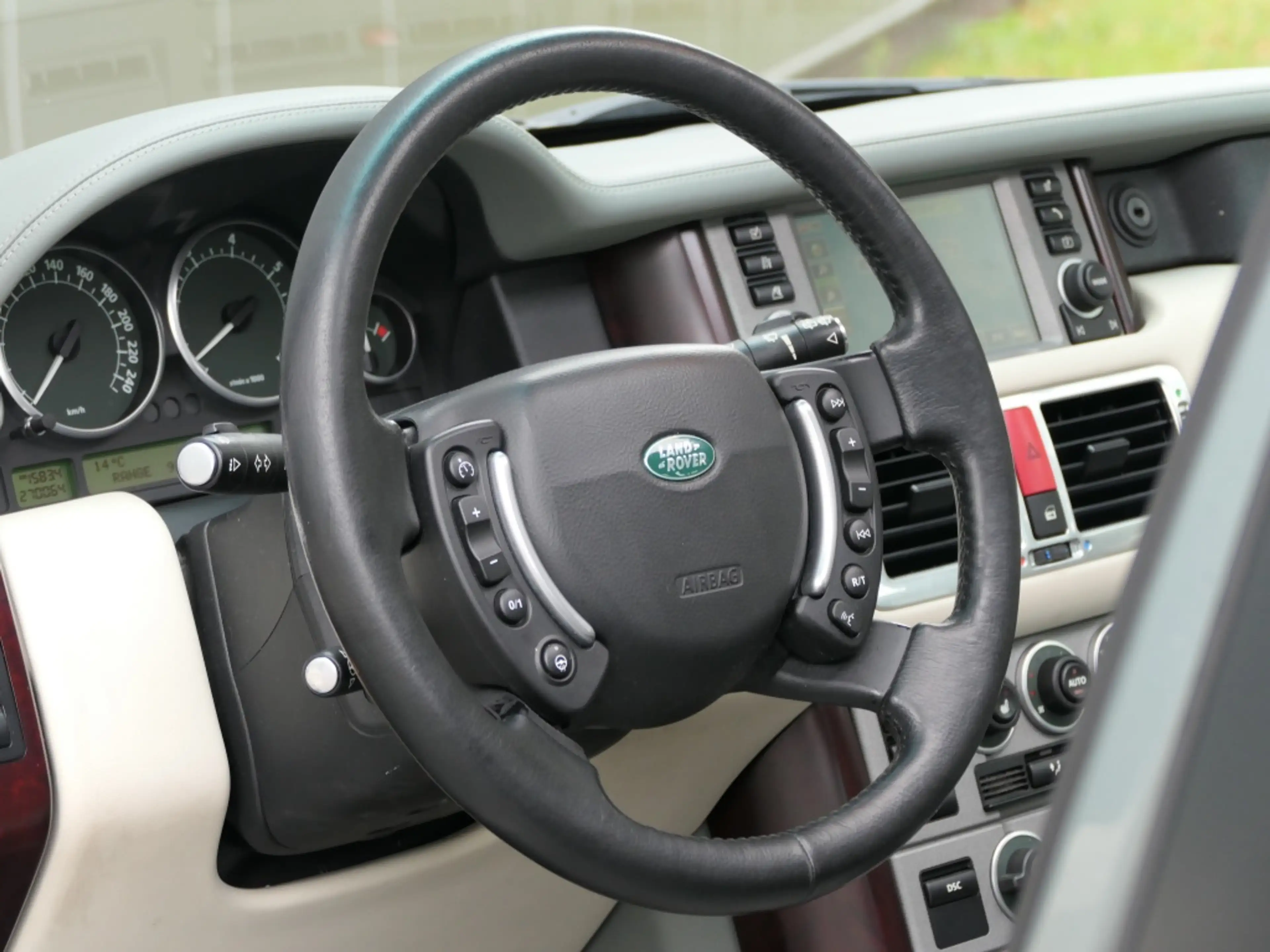 Land Rover Range Rover 4.4 V8 Vogue Schuifdak / Harman/Kardon / Stuurverw — photo 24