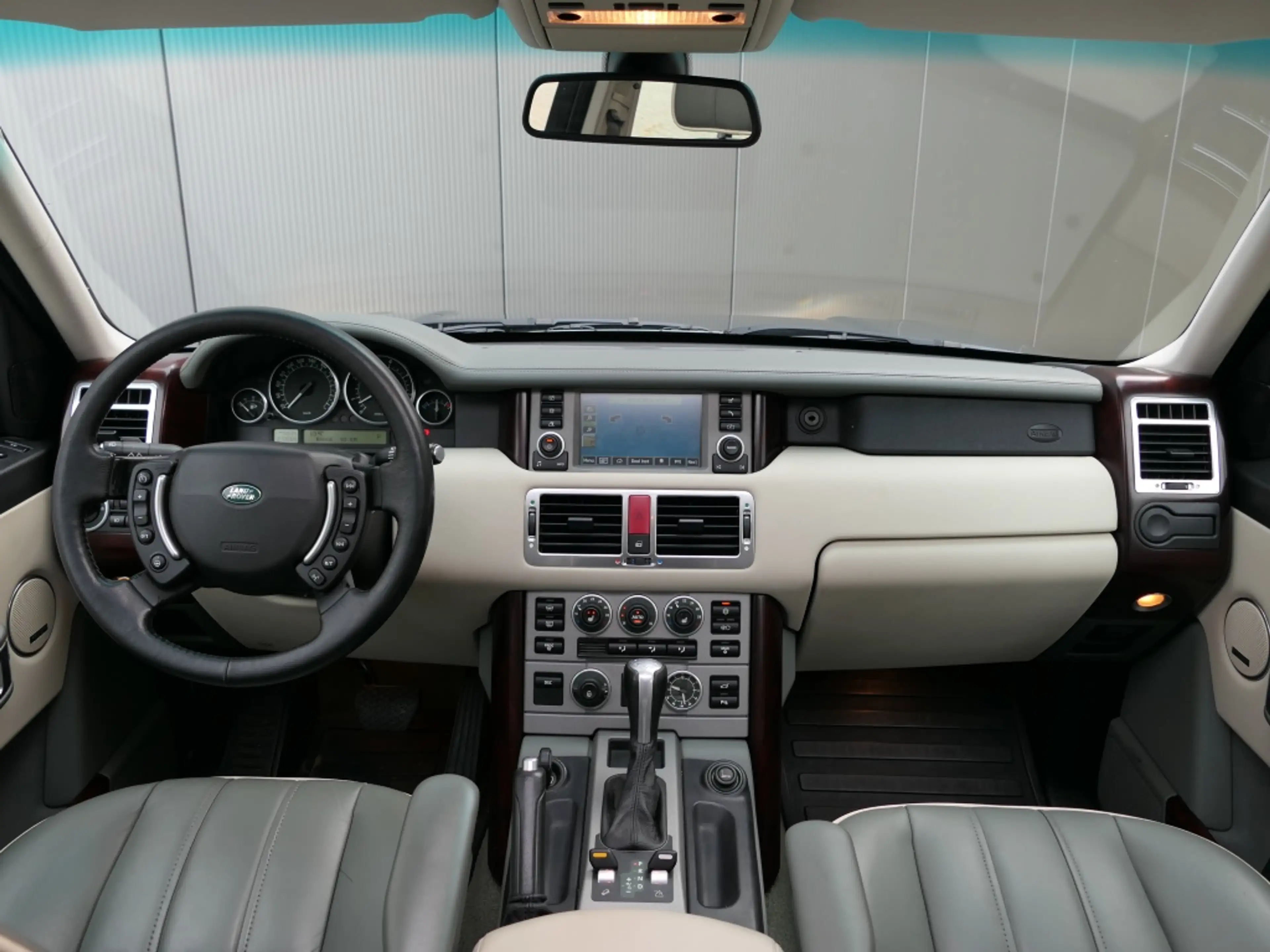 Land Rover Range Rover 4.4 V8 Vogue Schuifdak / Harman/Kardon / Stuurverw — photo 16