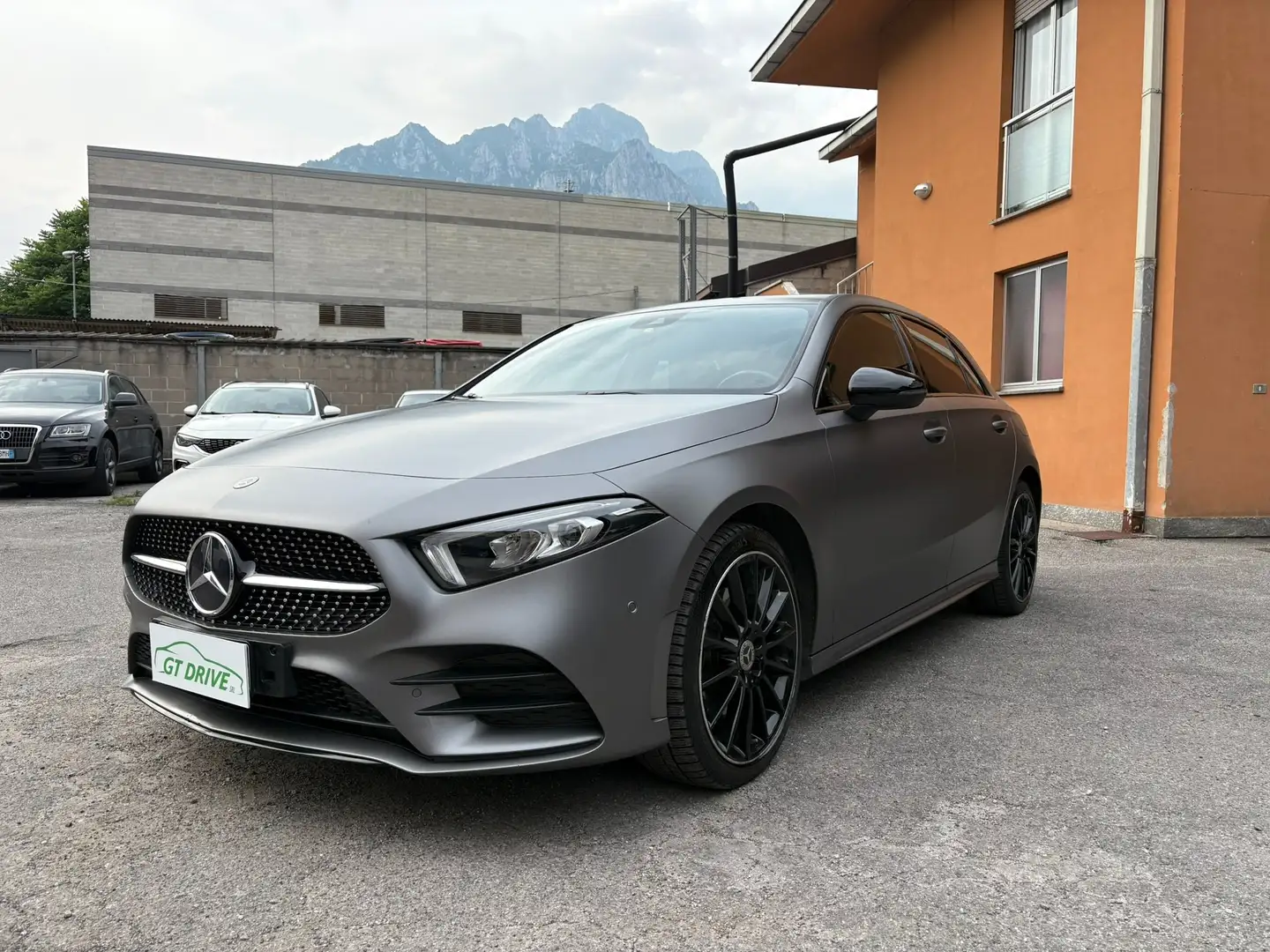 Mercedes-Benz A 250 A 250 e phev (eq-power) Premium Plus edition auto Gris - 1