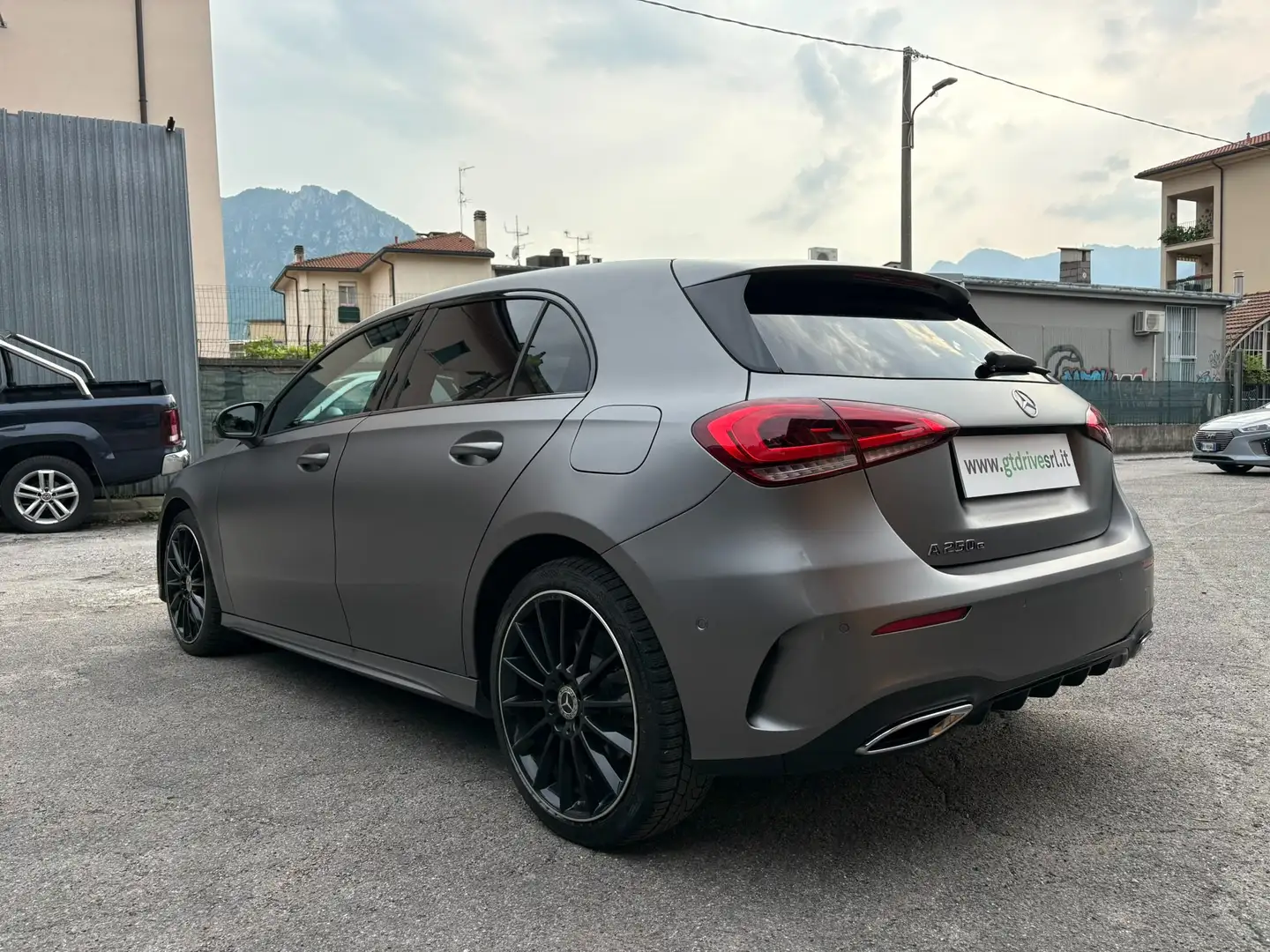 Mercedes-Benz A 250 A 250 e phev (eq-power) Premium Plus edition auto Gris - 2