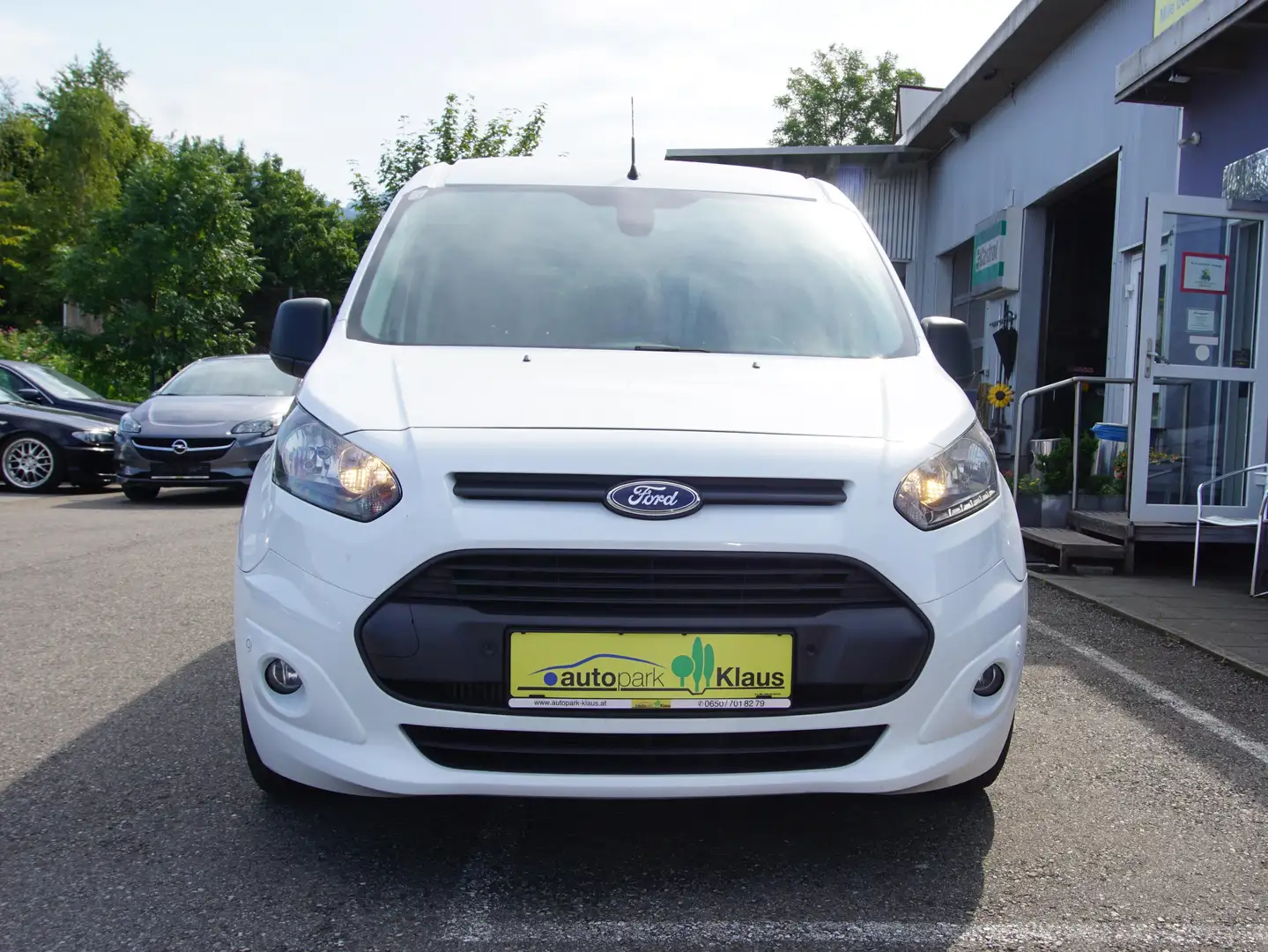 Ford Tourneo Connect Trend Weiß - 2