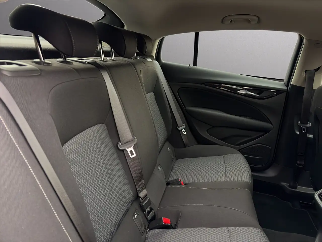 Opel Insignia GS 2,0 CDTI DVH Business 16