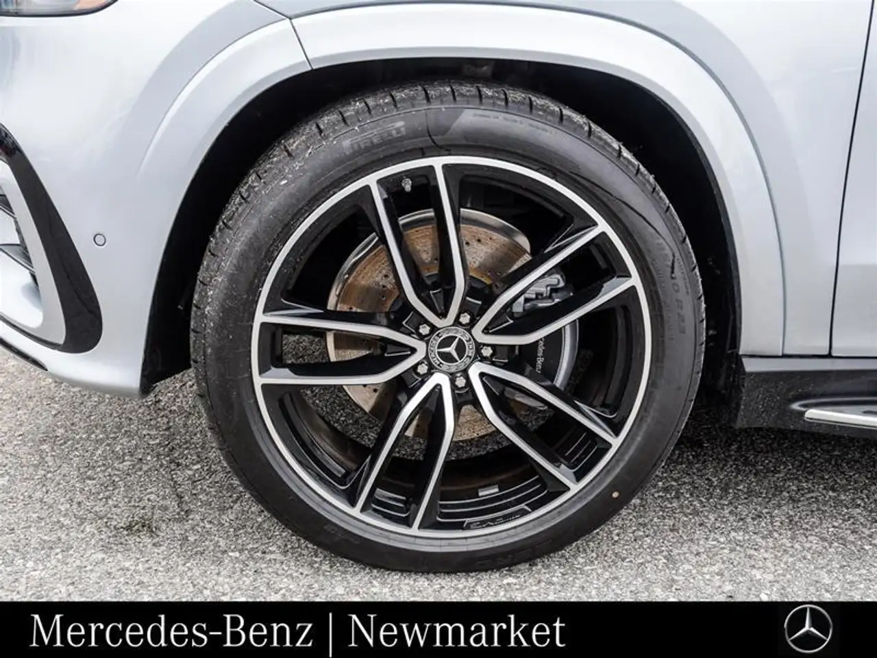 Mercedes-Benz GLS снимка Mercedes-Benz GLS