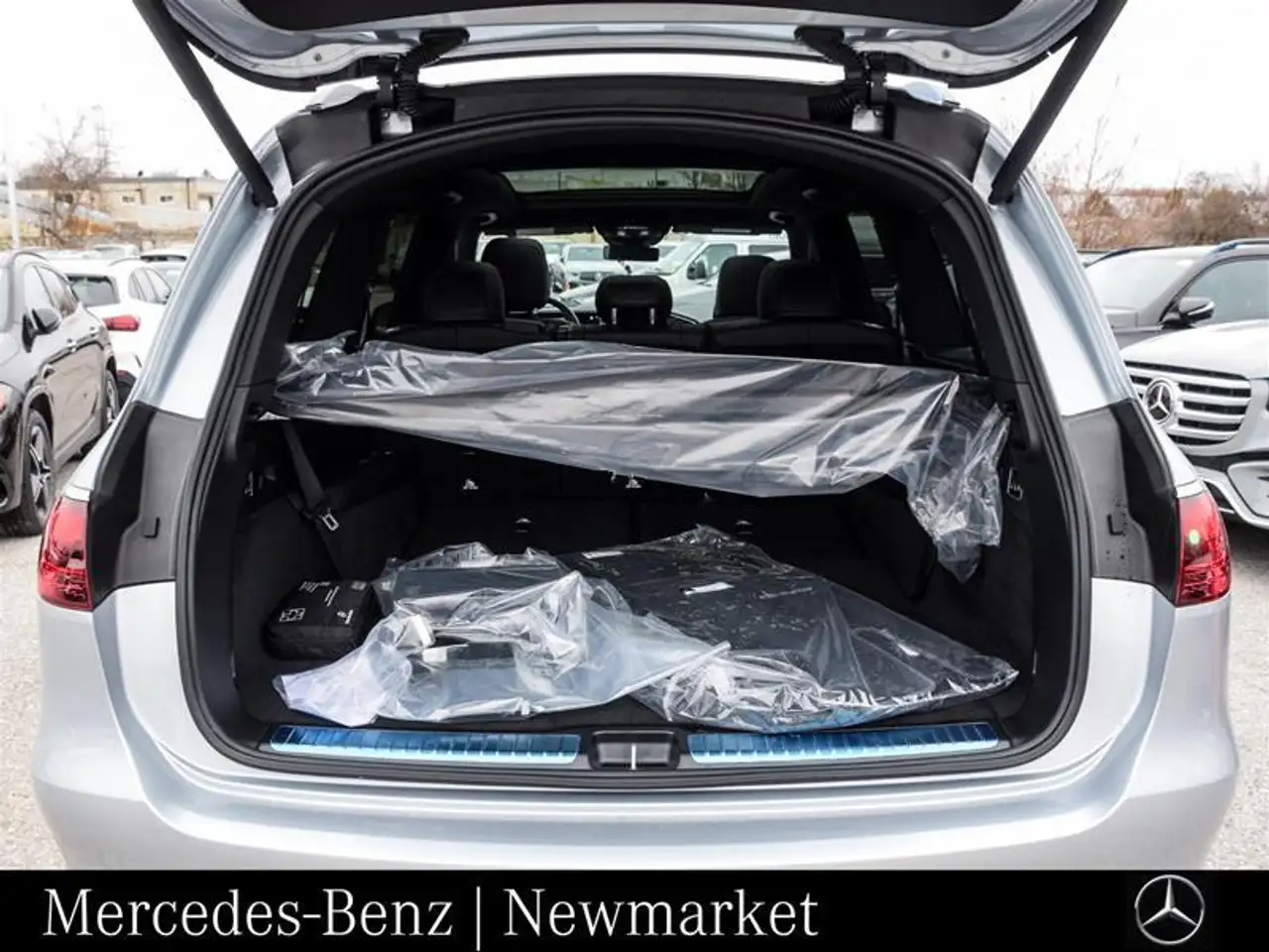 Mercedes-Benz GLS снимка Mercedes-Benz GLS