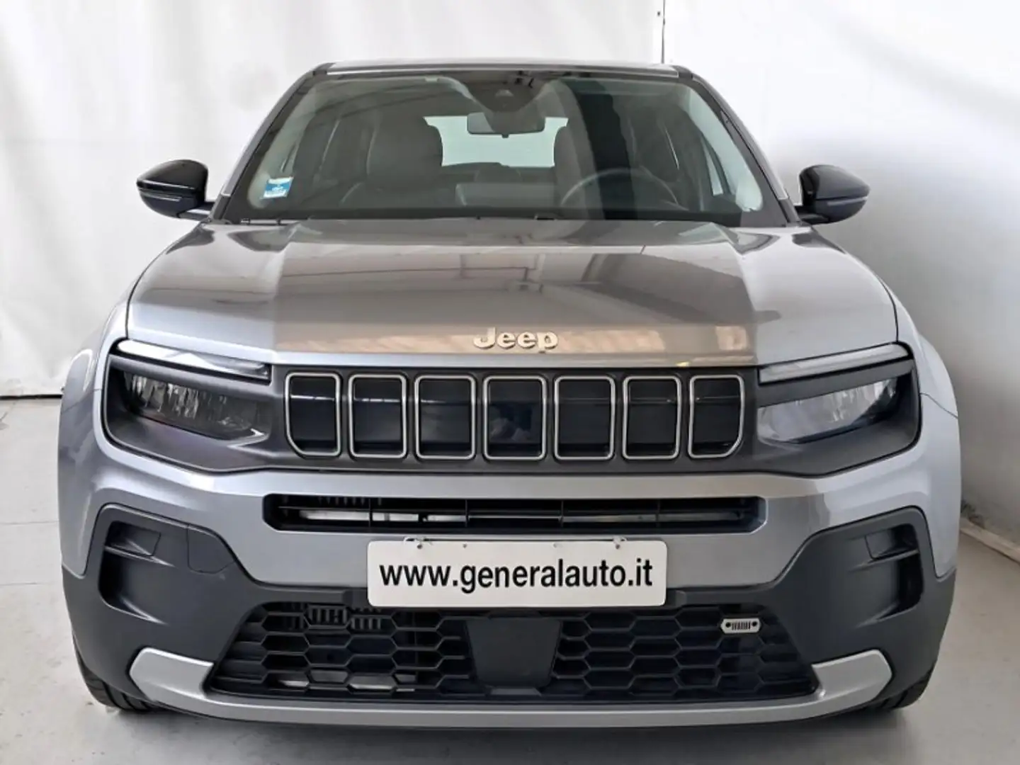 Jeep Avenger 1.2 Turbo 100 CV Altitude PREZZO PROMO Gris - 1