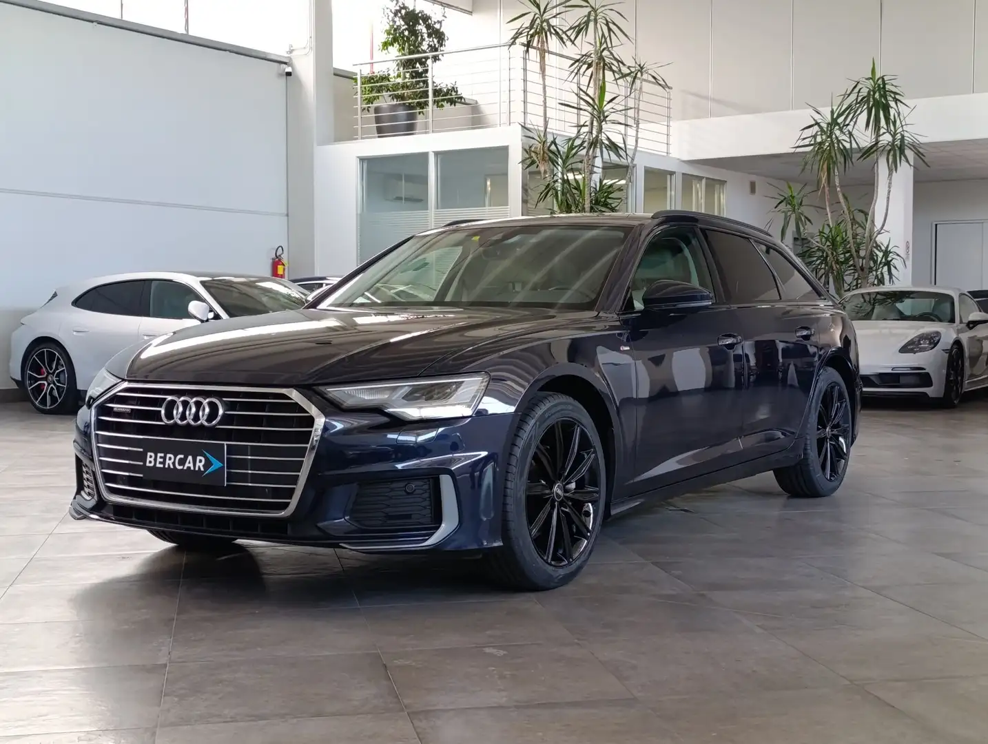 Audi A6 Avant 40 2.0 TDI quattro ultra S tronic Business* Azul - 1