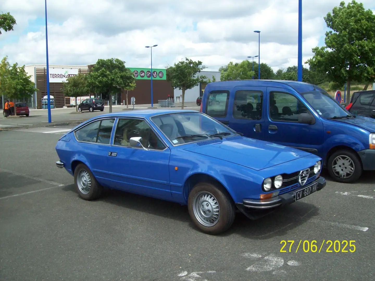 Alfa Romeo Alfetta alfetta gtv 2.l Синій - 2