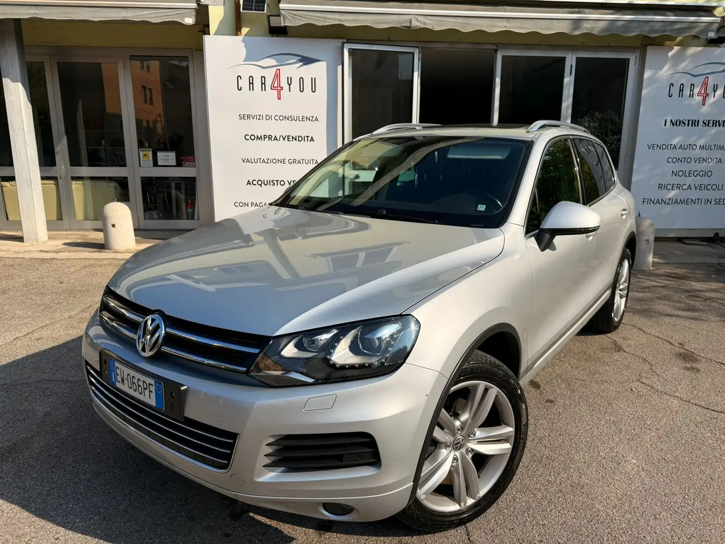 Volkswagen Touareg 3.0 V6 tdi TETTO 204cv PELLE, SOSPENSIONI PNEUMTIC Argento - 1
