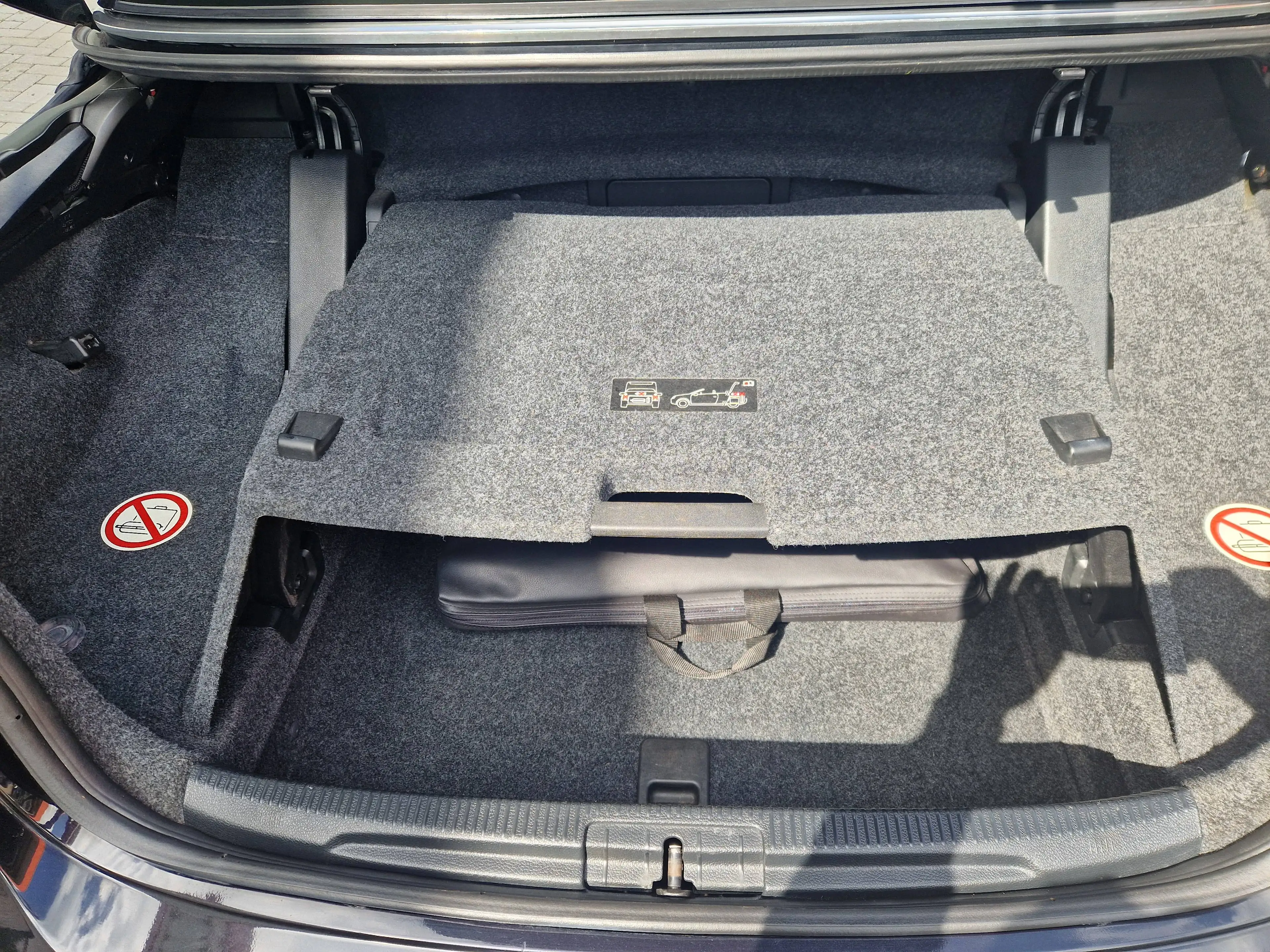 Volkswagen Eos 2.0 TDI Individual — photo 12