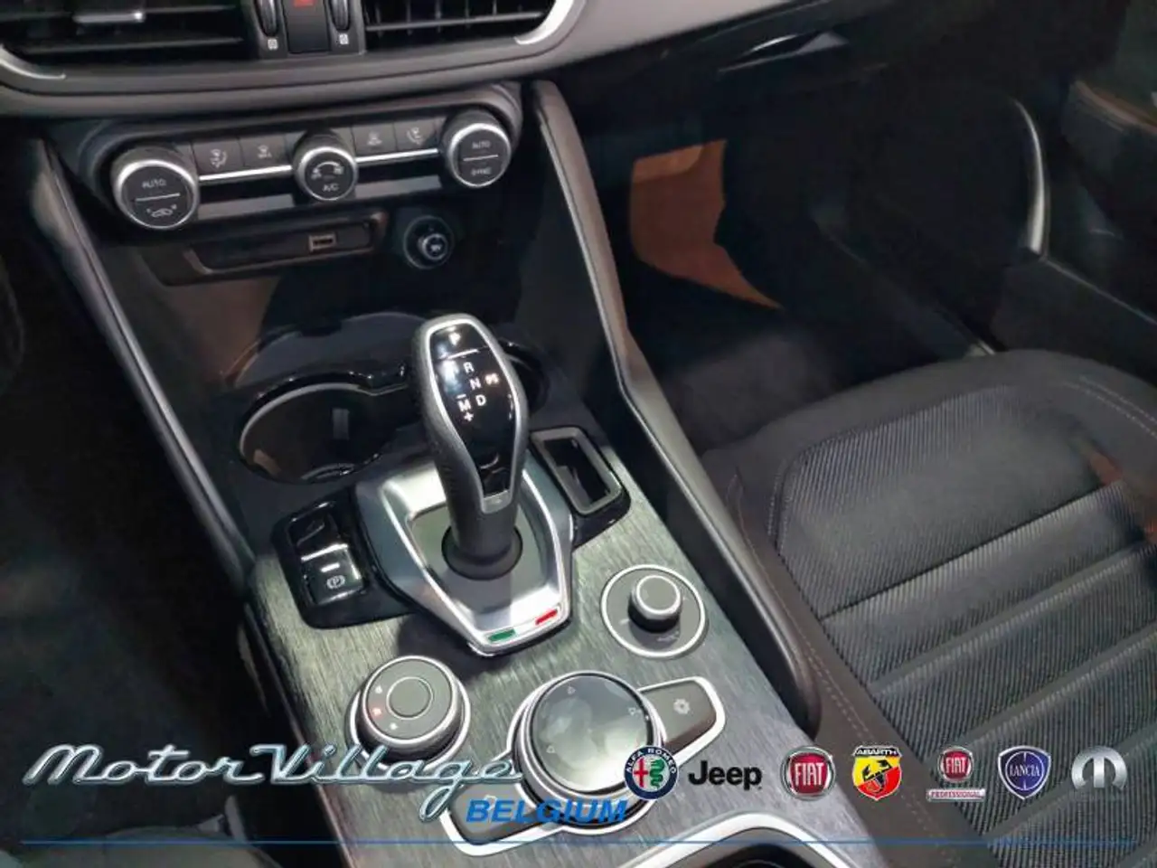 Alfa Romeo Giulia 2 2.2 D 160 Atx Rwd AUTO Super, миниатюра 14