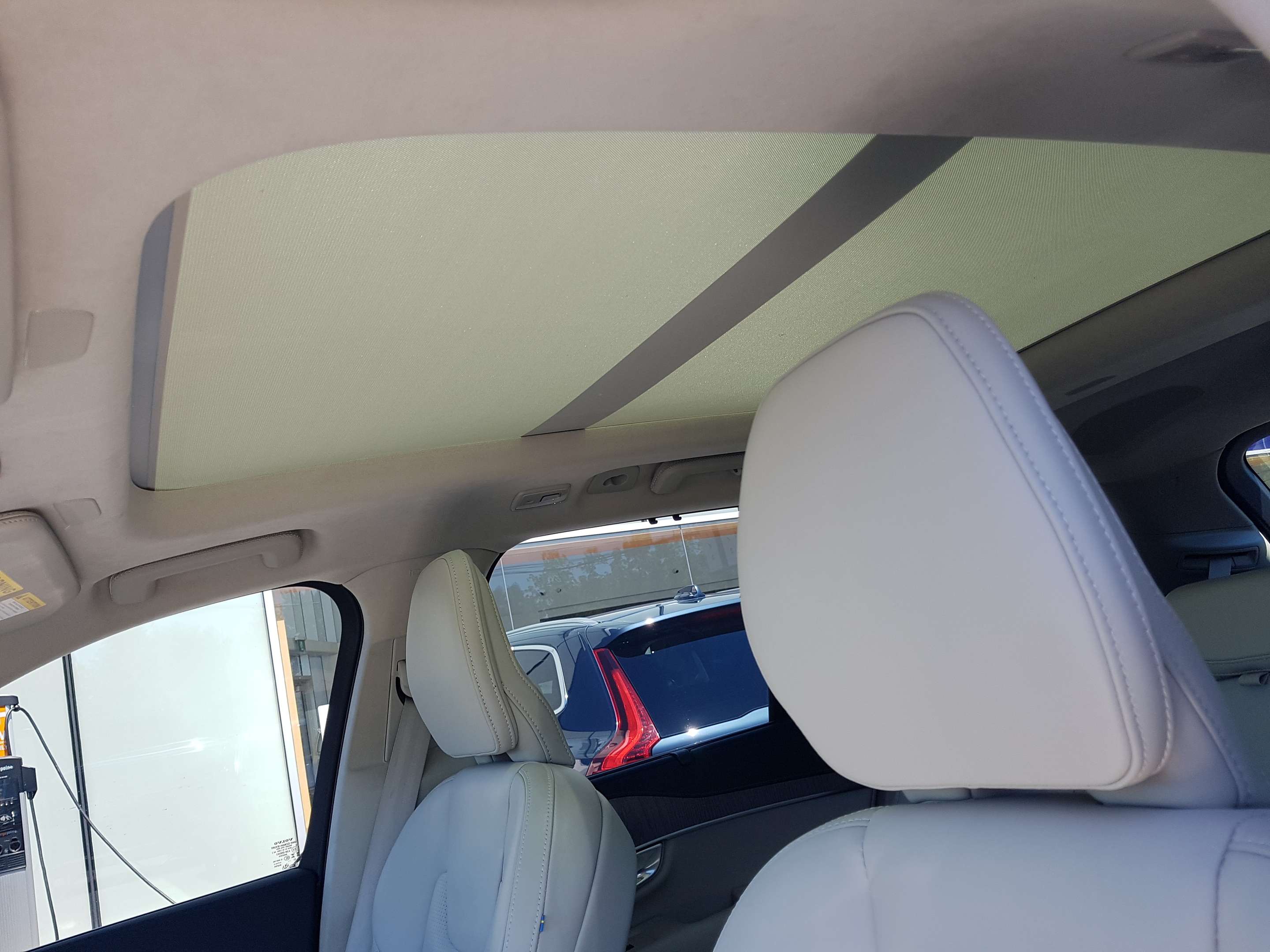 2024 Volvo XC90 T8 eAWD PHEV Ultimate Bright Theme 7-Seater thumb 41