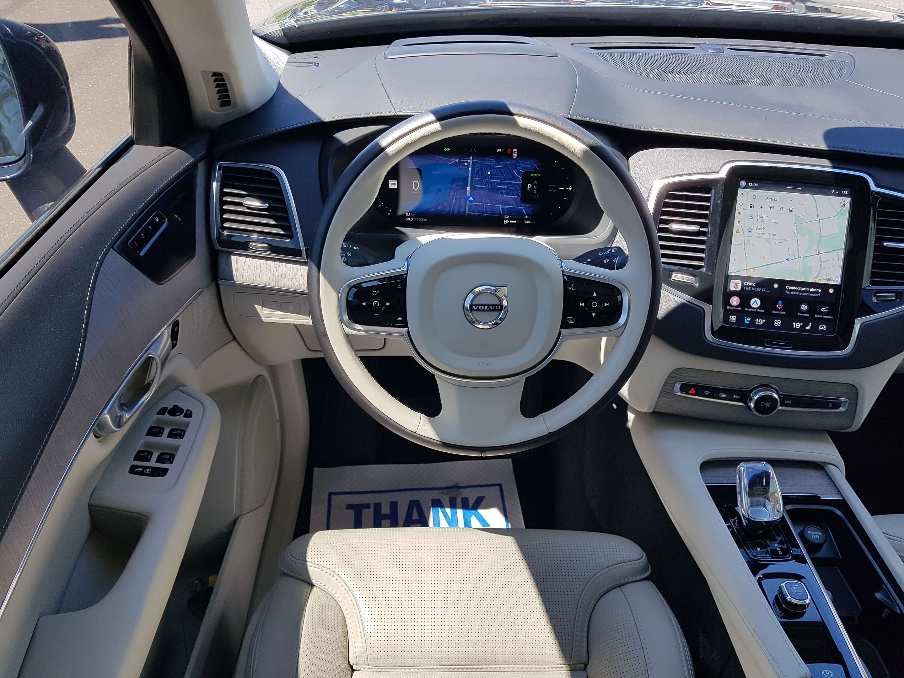 2024 Volvo XC90 T8 eAWD PHEV Ultimate Bright Theme 7-Seater thumb 32