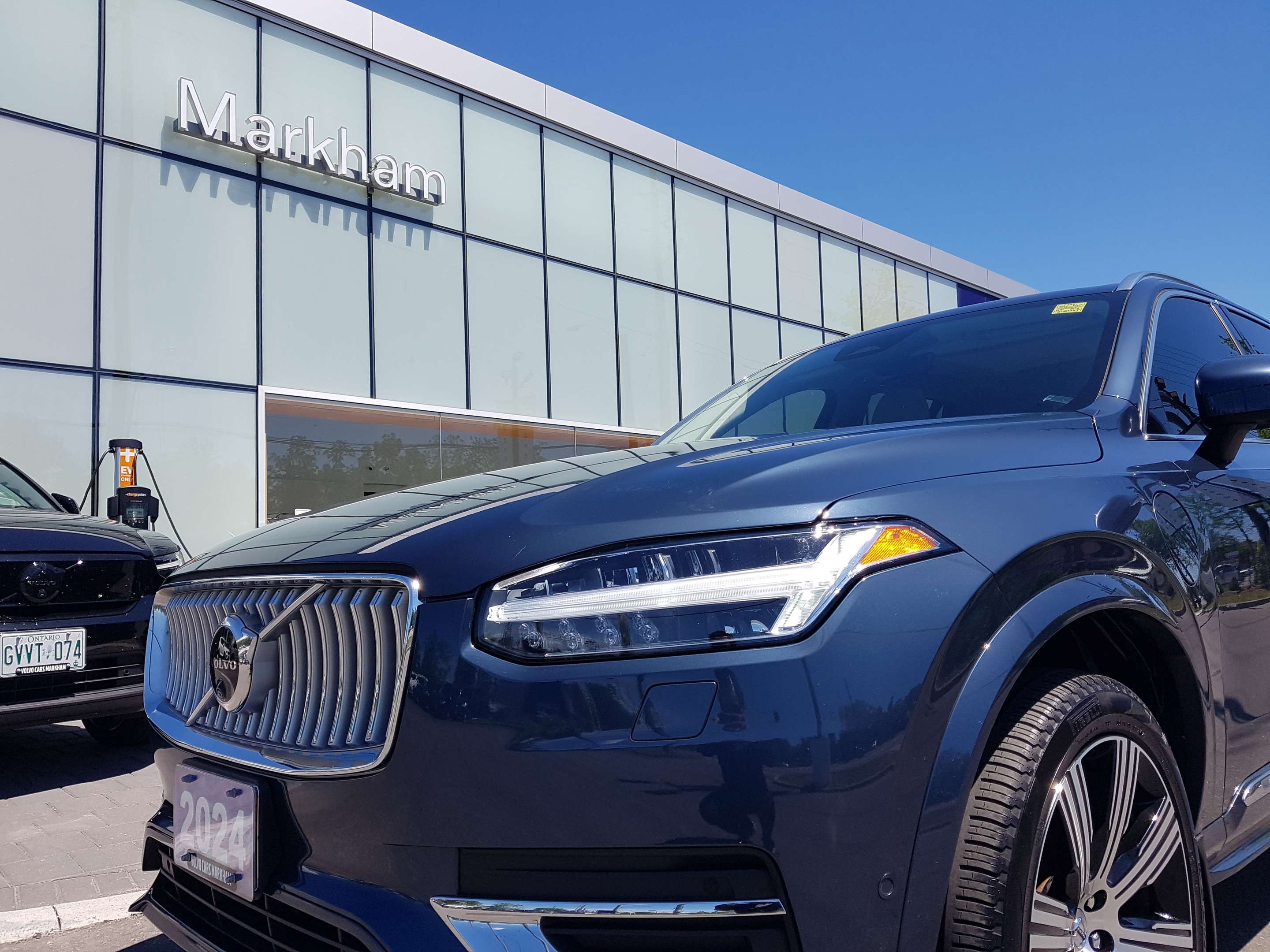 2024 Volvo XC90 T8 eAWD PHEV Ultimate Bright Theme 7-Seater thumb 35