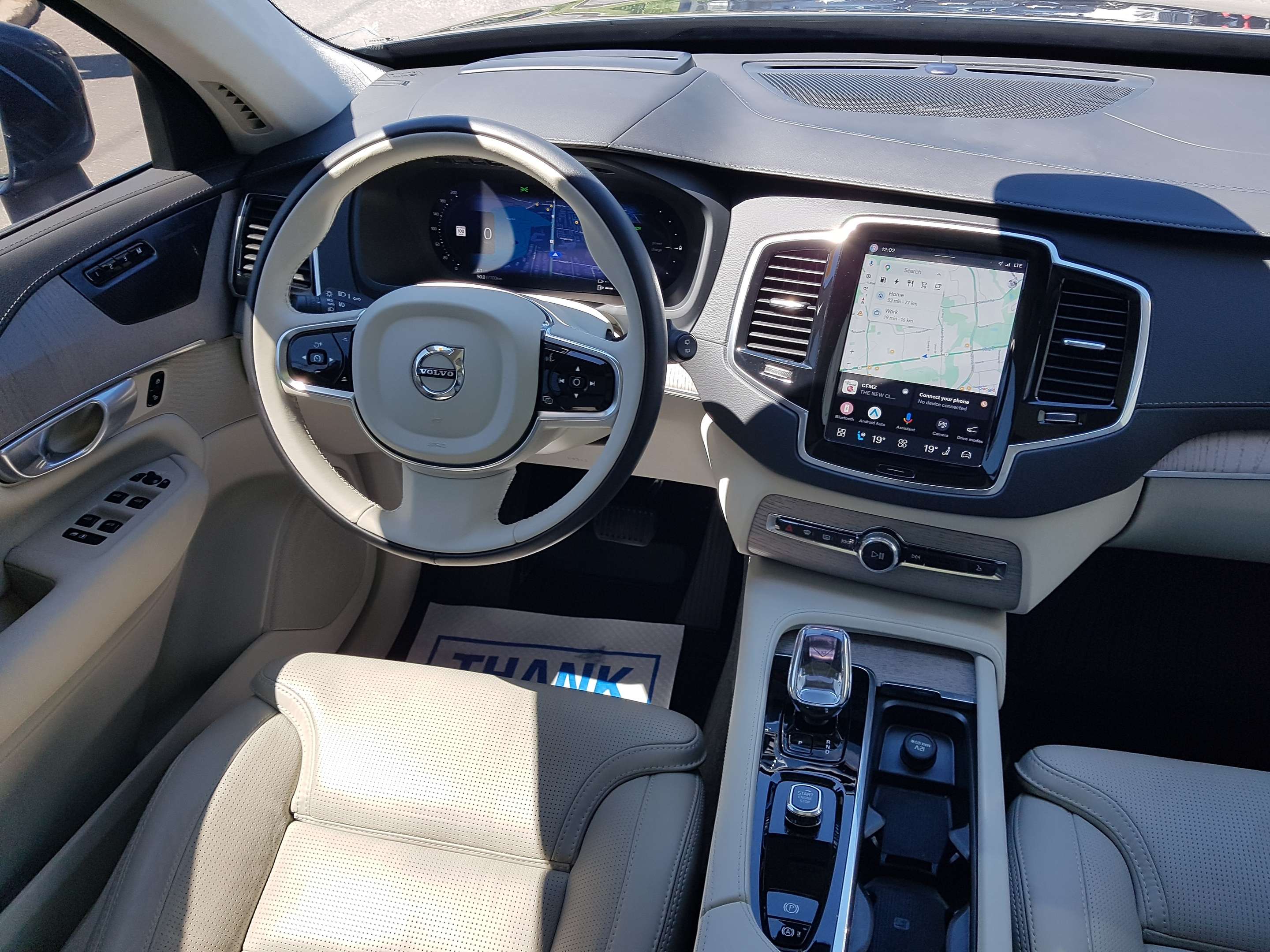 2024 Volvo XC90 T8 eAWD PHEV Ultimate Bright Theme 7-Seater thumb 27