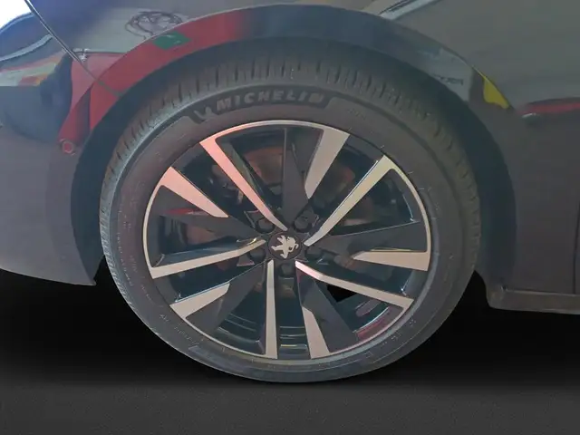 Peugeot 508 view 8