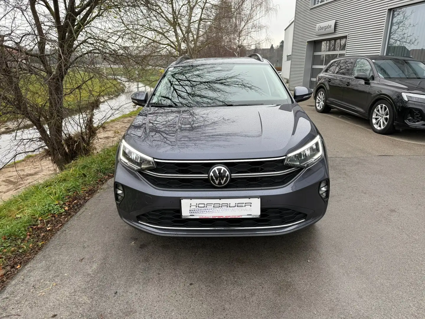 Volkswagen Taigo Friends TSI Gris - 2
