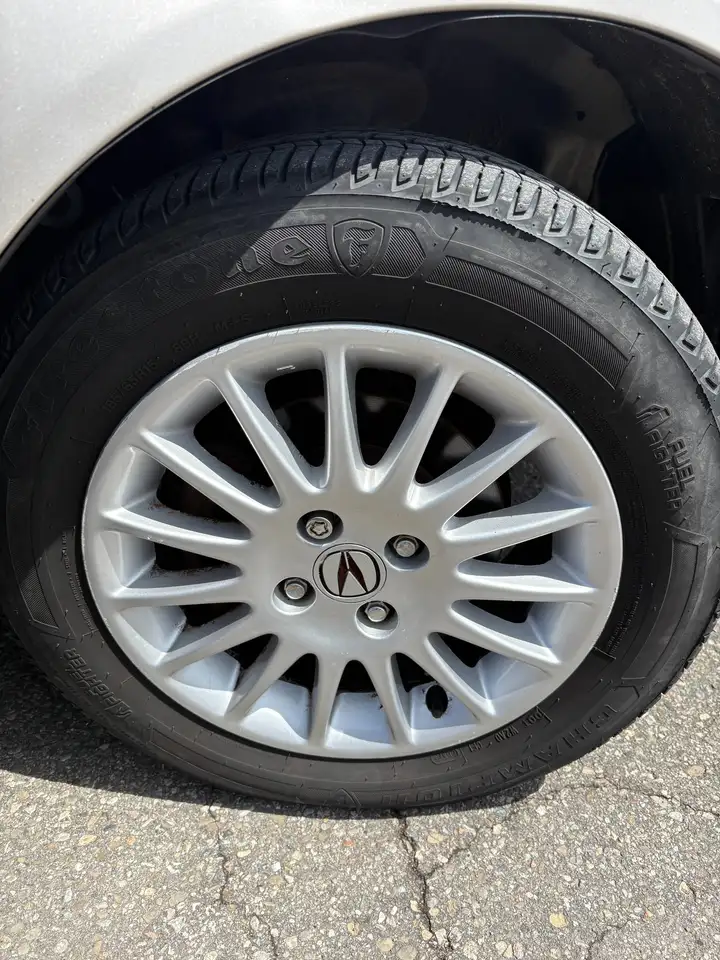 Acura EL снимка Acura EL
