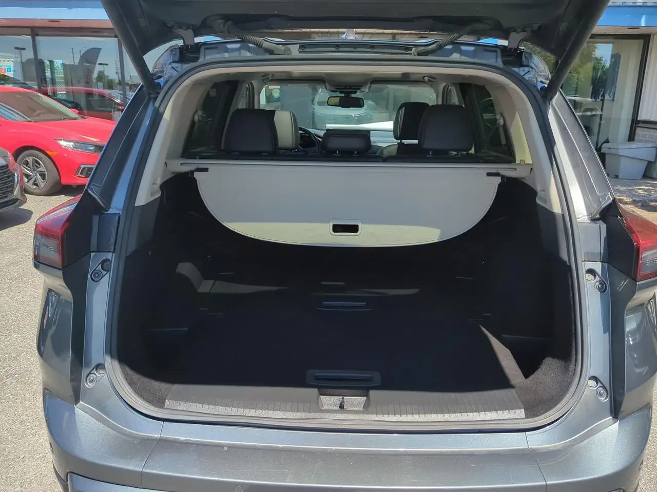Nissan Rogue fotografie Nissan Rogue