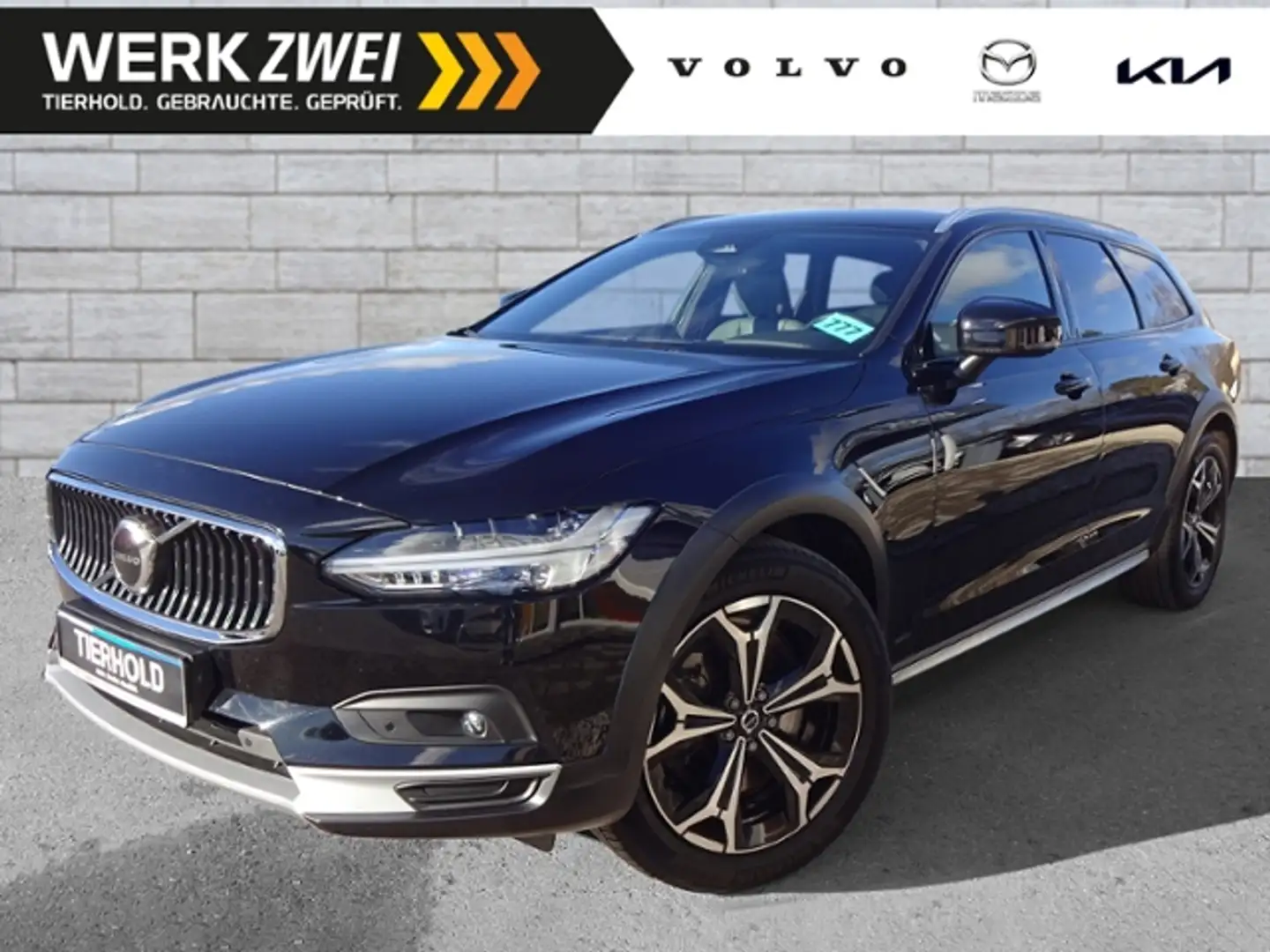 Volvo V90 Cross Country Pro B5 AWD ACC Google Standhz Schwarz - 1