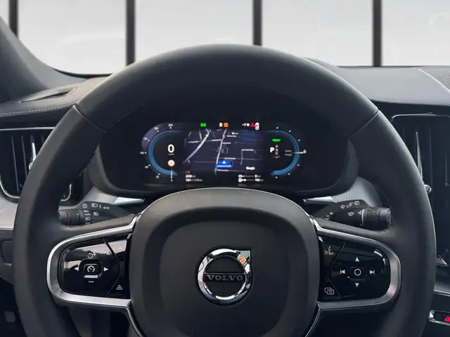 Volvo XC60 Ultra Black Edition Plug-In Hybrid AWD Aut. NP 76 Ansicht 15