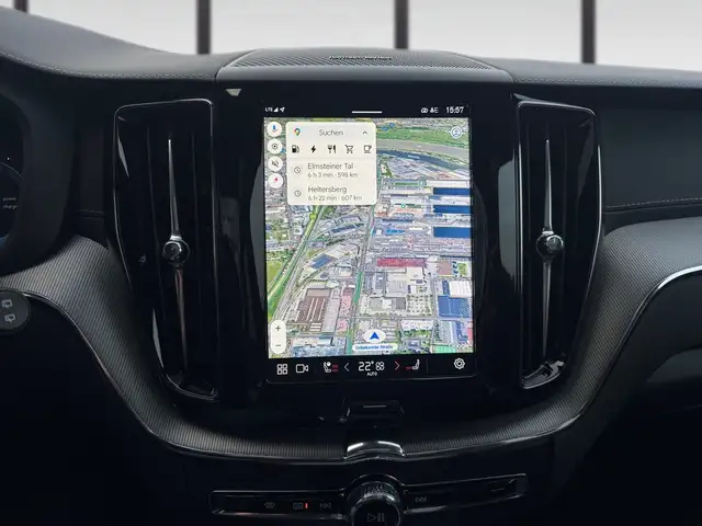 Volvo XC60 Ultra Black Edition Plug-In Hybrid AWD Aut. NP 76 Ansicht 17