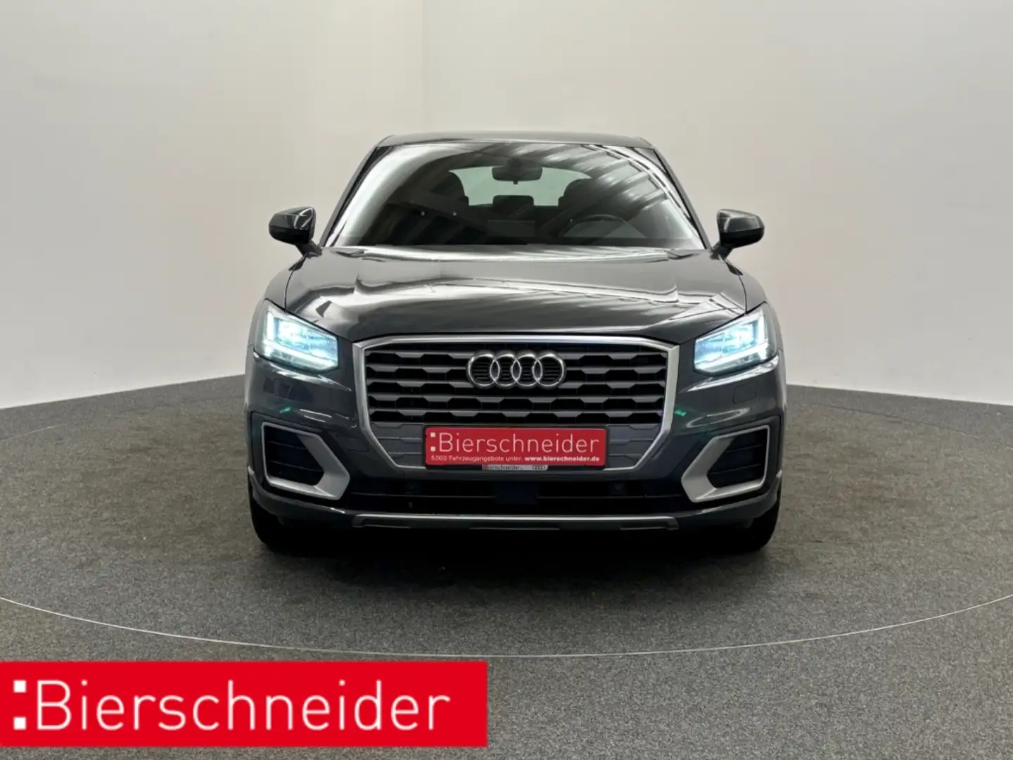 Audi Q2 1.4 TFSI sport LED S-SITZE PDC 18 GRA Gris - 2