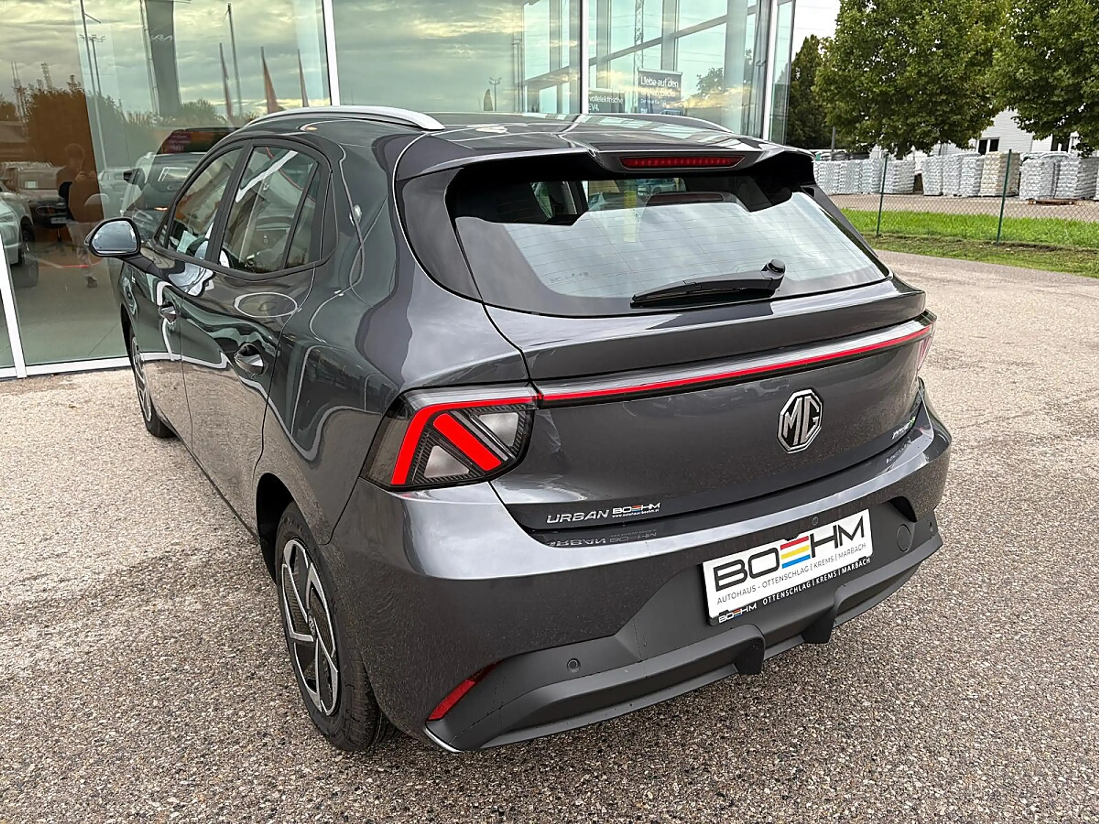 MG MG4 EV Urban 43 kWh Comfort Standard Range — photo 5