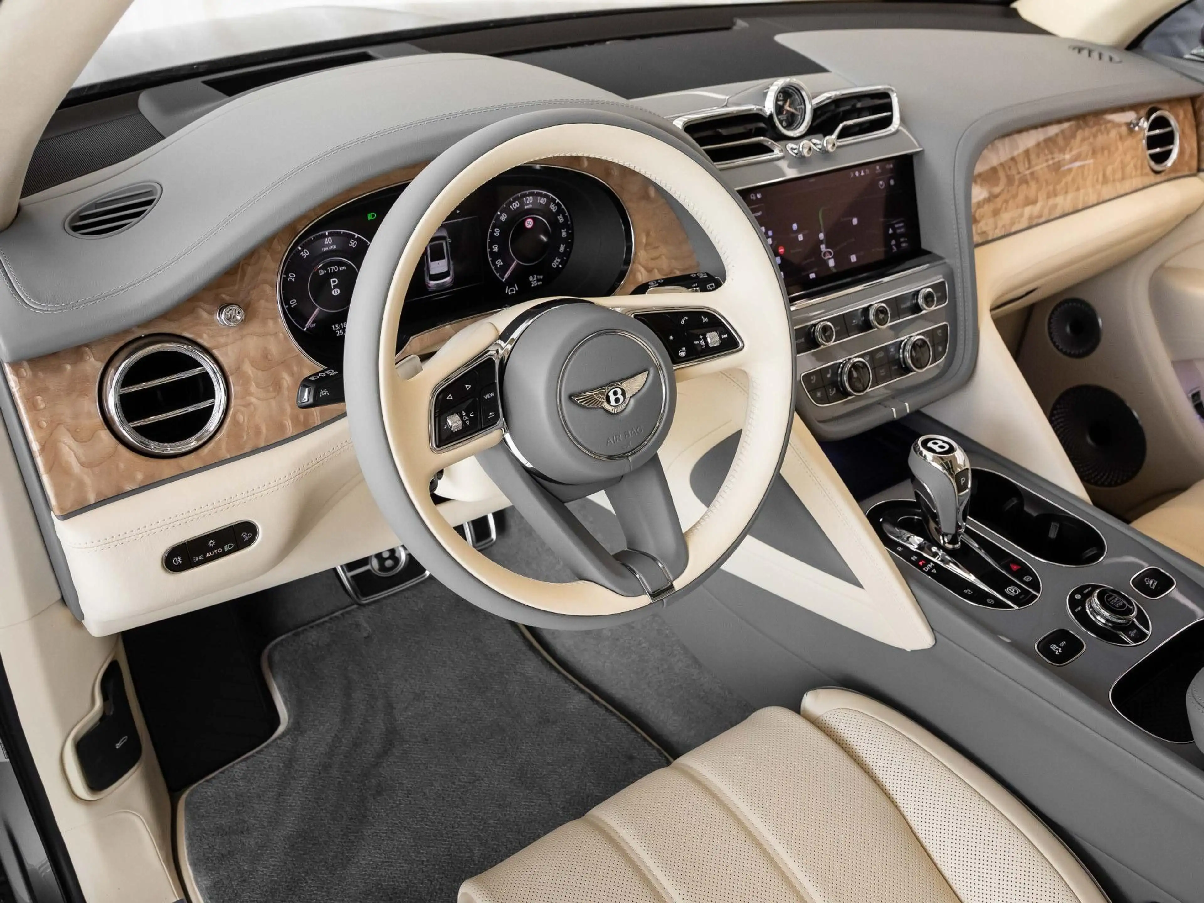 Bentley Bentayga Atelier Edition V8 von BENTLEY FRANKFURT — photo 6