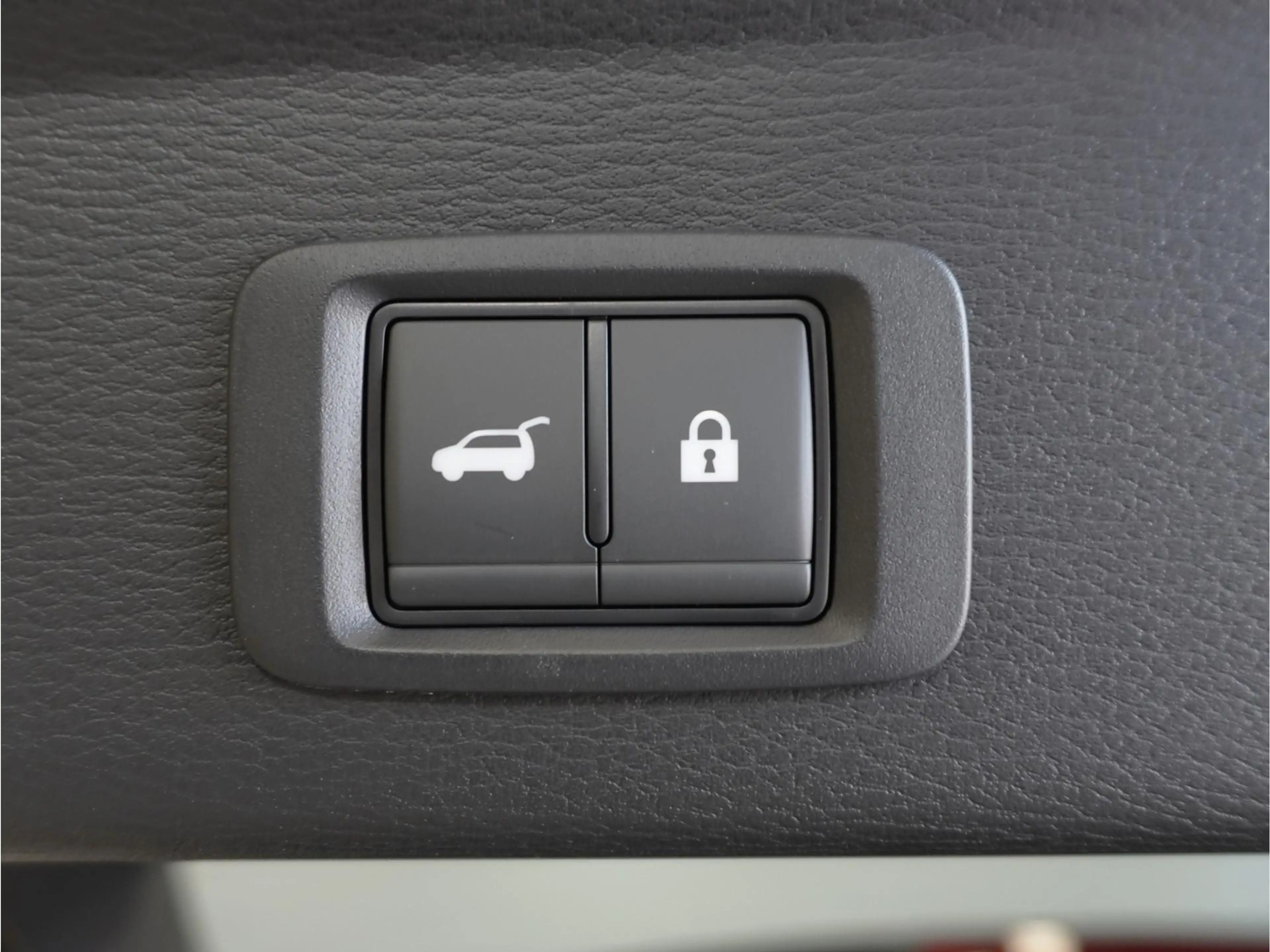 Mitsubishi Outlander 2.4 PHEV Instyle Black Edition | Actieprijs | Full — photo 15