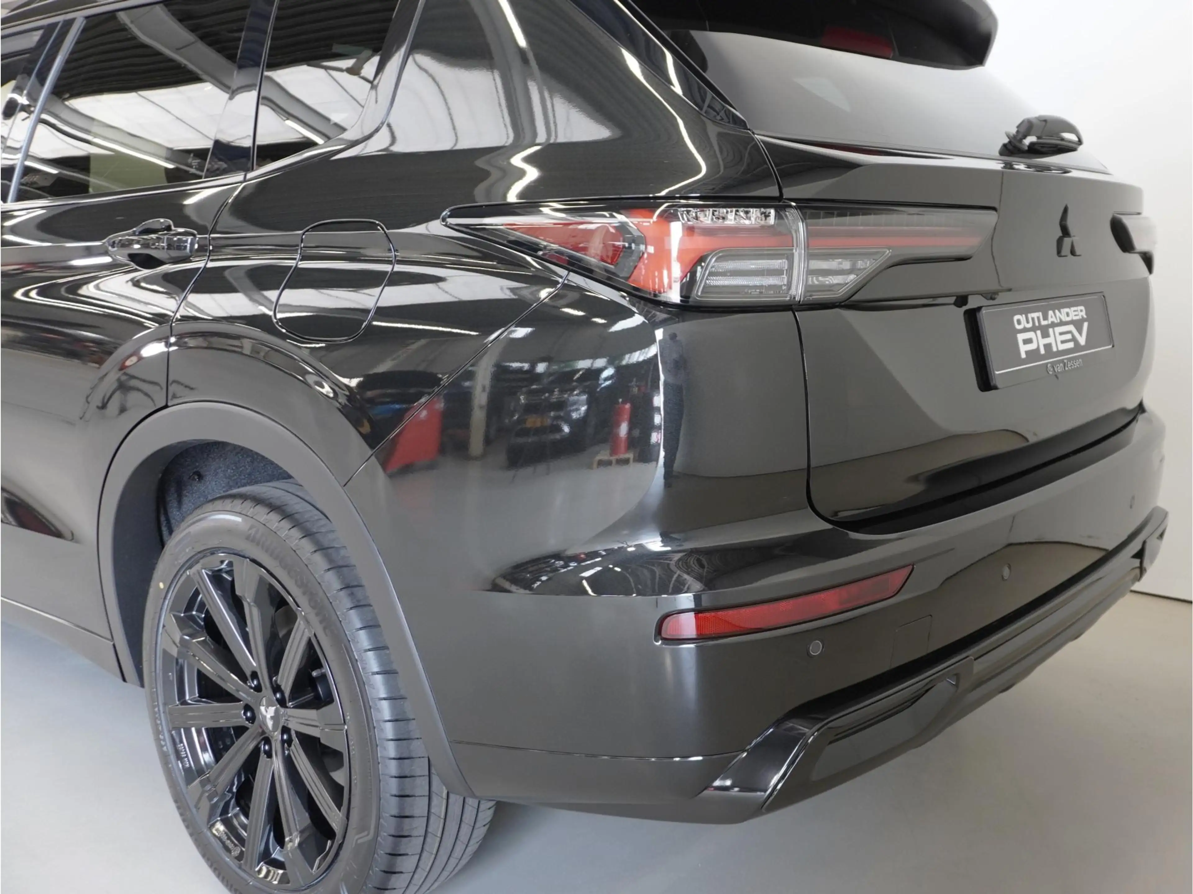 Mitsubishi Outlander 2.4 PHEV Instyle Black Edition | Actieprijs | Full — photo 5