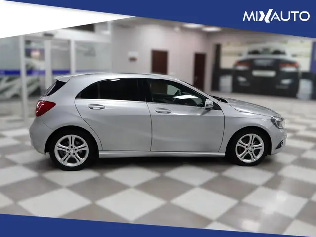 Mercedes-Benz A-Class view 3