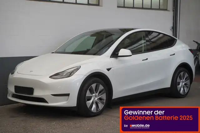 Tesla Model Y Long Range AWD *Mwst. ausweisbar*AHK*