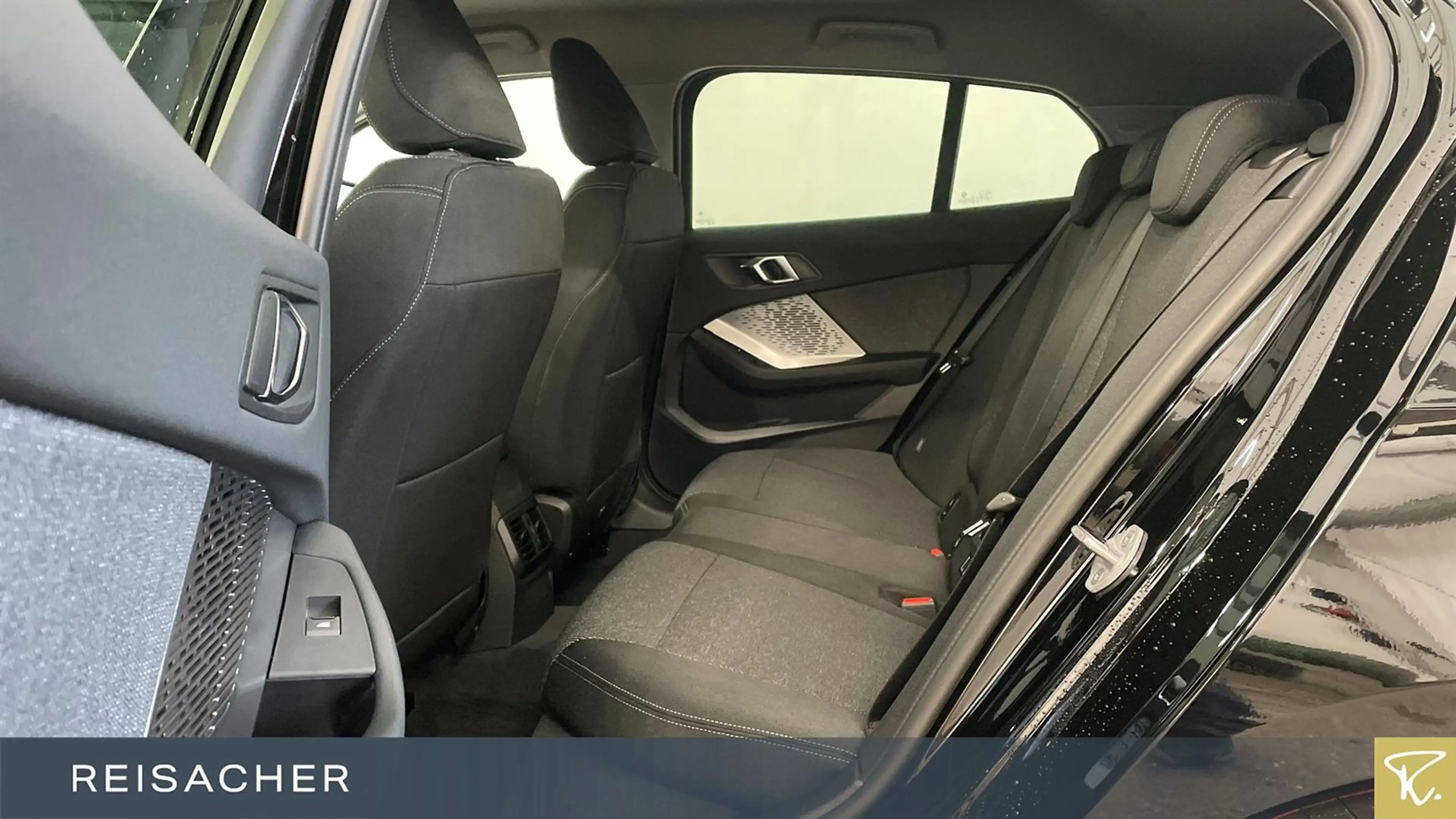 BMW 120 Sitzheizung Klimaautomatik DAB Radio — photo 8