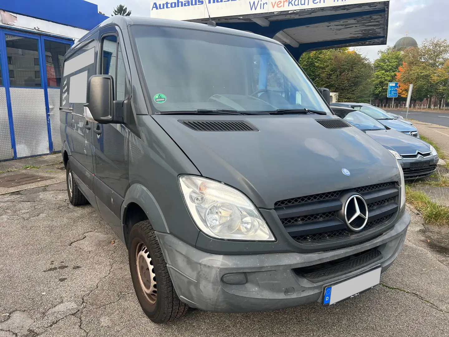 Mercedes-Benz Sprinter 310/311 Holzboden mit Materialschränke Schwarz - 2