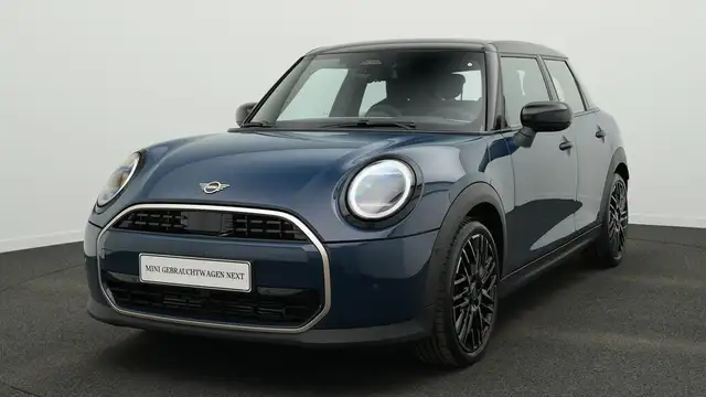 MINI Cooper C Favoured Trim
