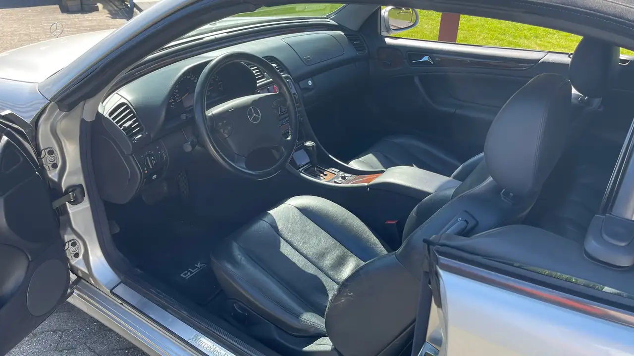 Mercedes-Benz CLK 200 CLK Cabrio 200 Elegance, foto 3