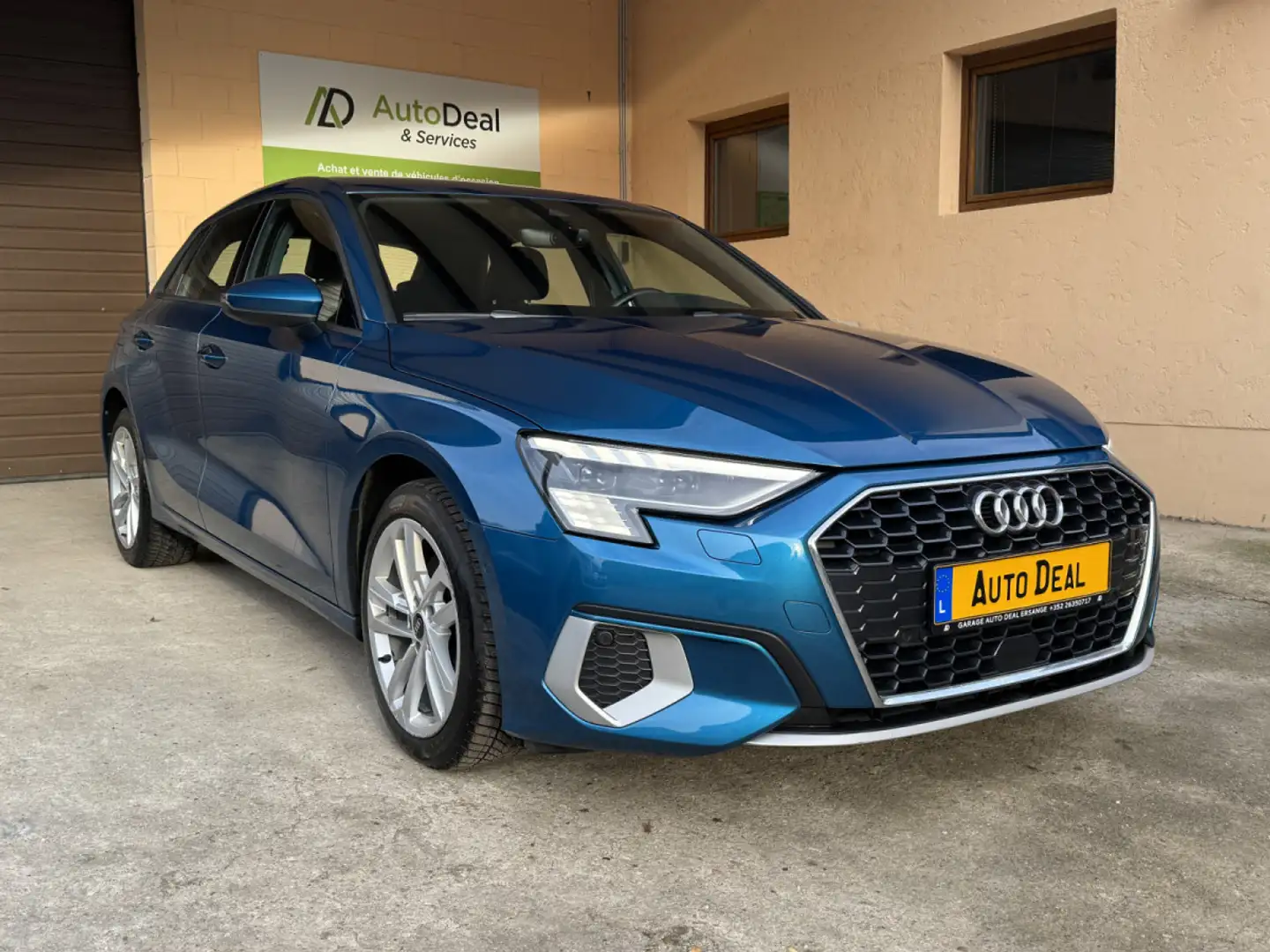 Audi A3 Sportback 35 TFSI DSG 150CV Bleu - 1